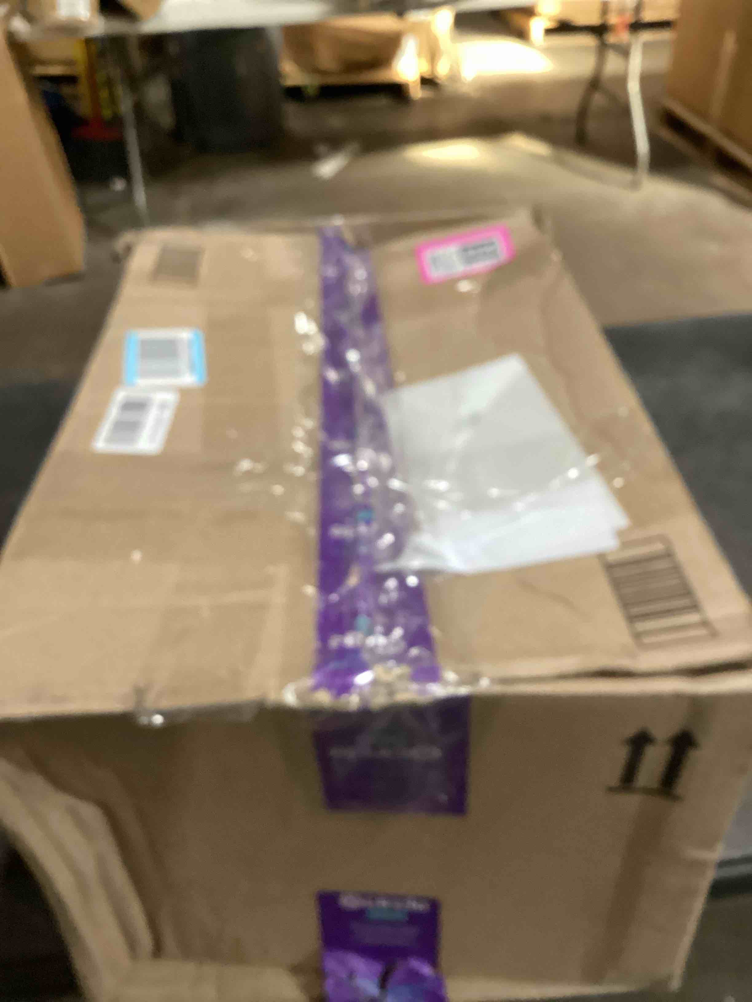 https://s3.amazonaws.com/lotting-images-prod/bidfta/PNK1804520_1741103688040.jpeg
