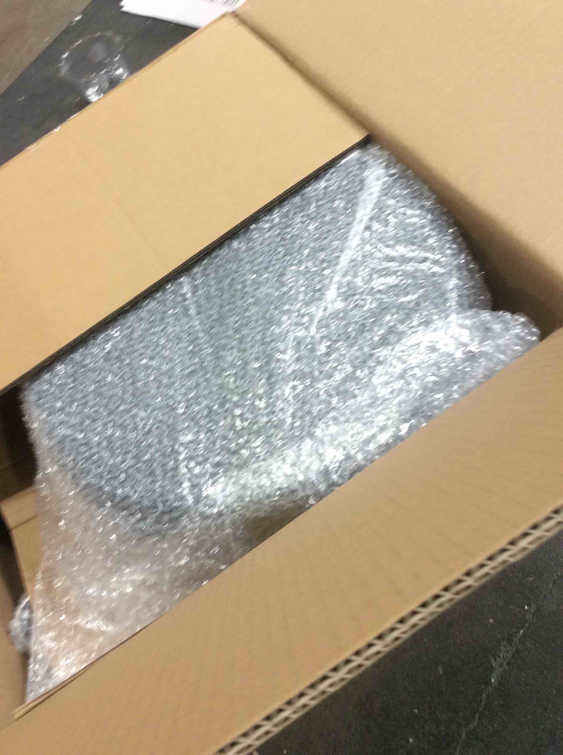 https://s3.amazonaws.com/lotting-images-prod/bidfta/PNK1804649_1741188389338.jpeg
