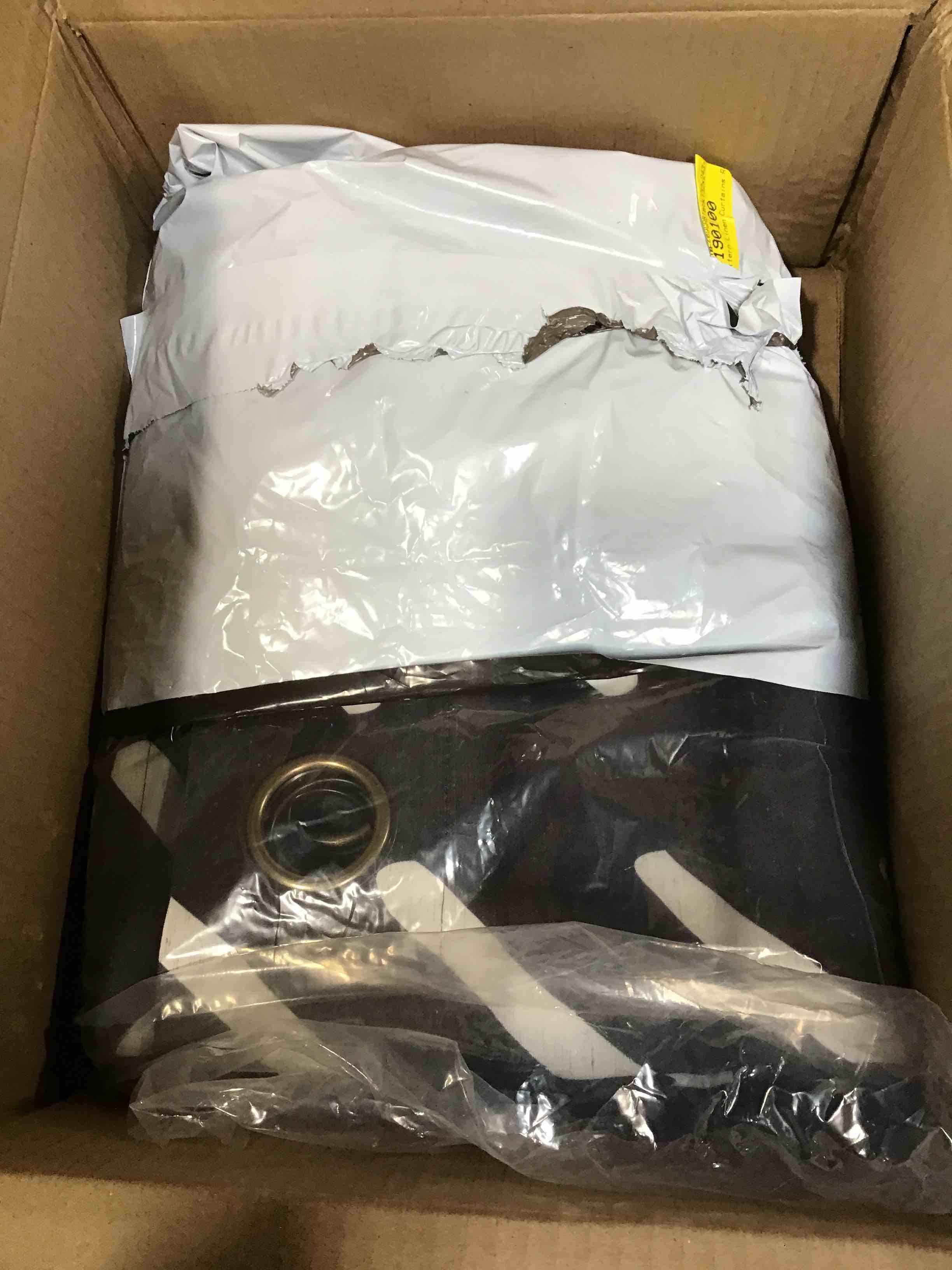 https://s3.amazonaws.com/lotting-images-prod/bidfta/PNK1805301_1741803755273.jpeg