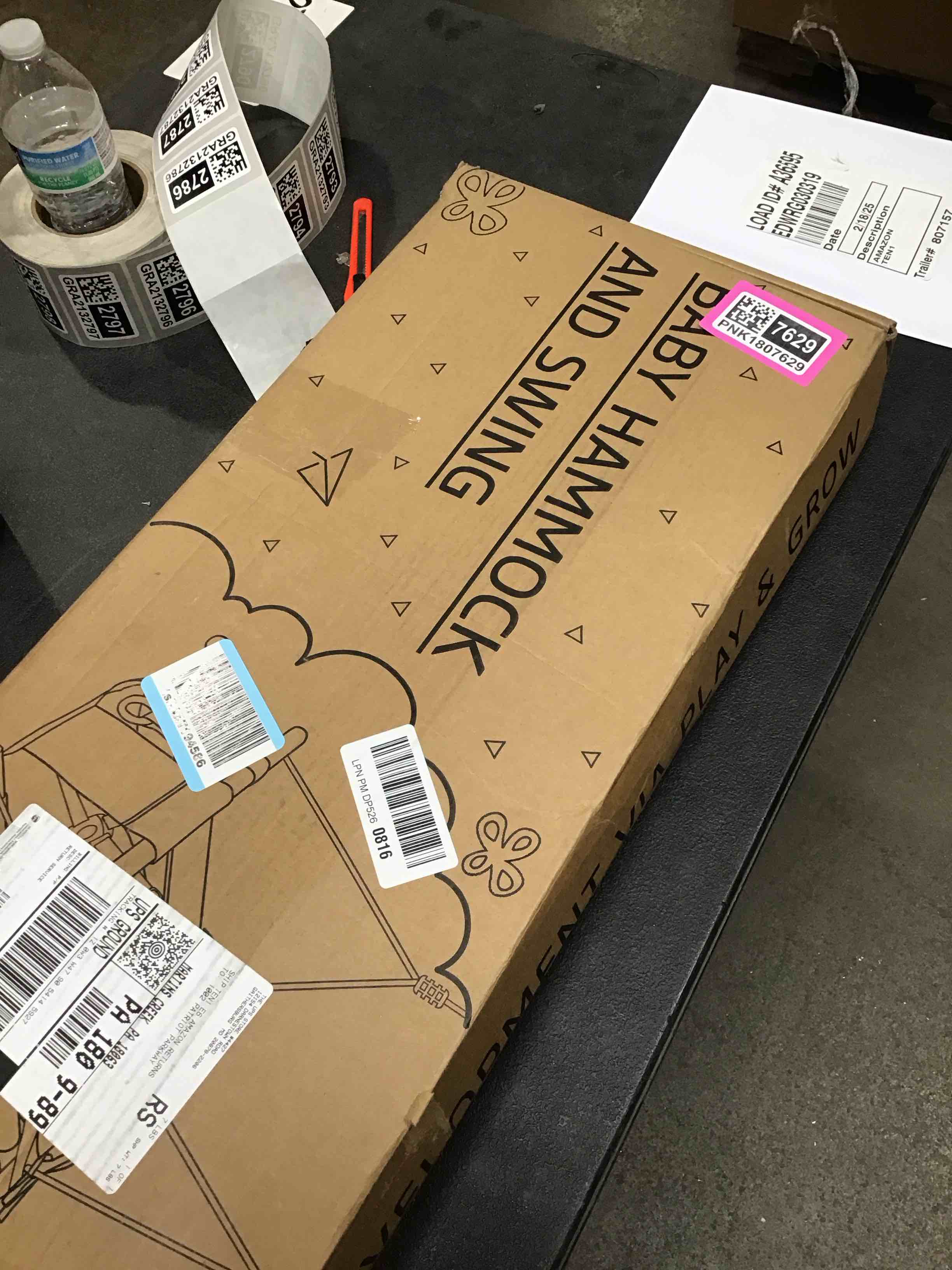 https://s3.amazonaws.com/lotting-images-prod/bidfta/PNK1807629_1741034945077.jpeg