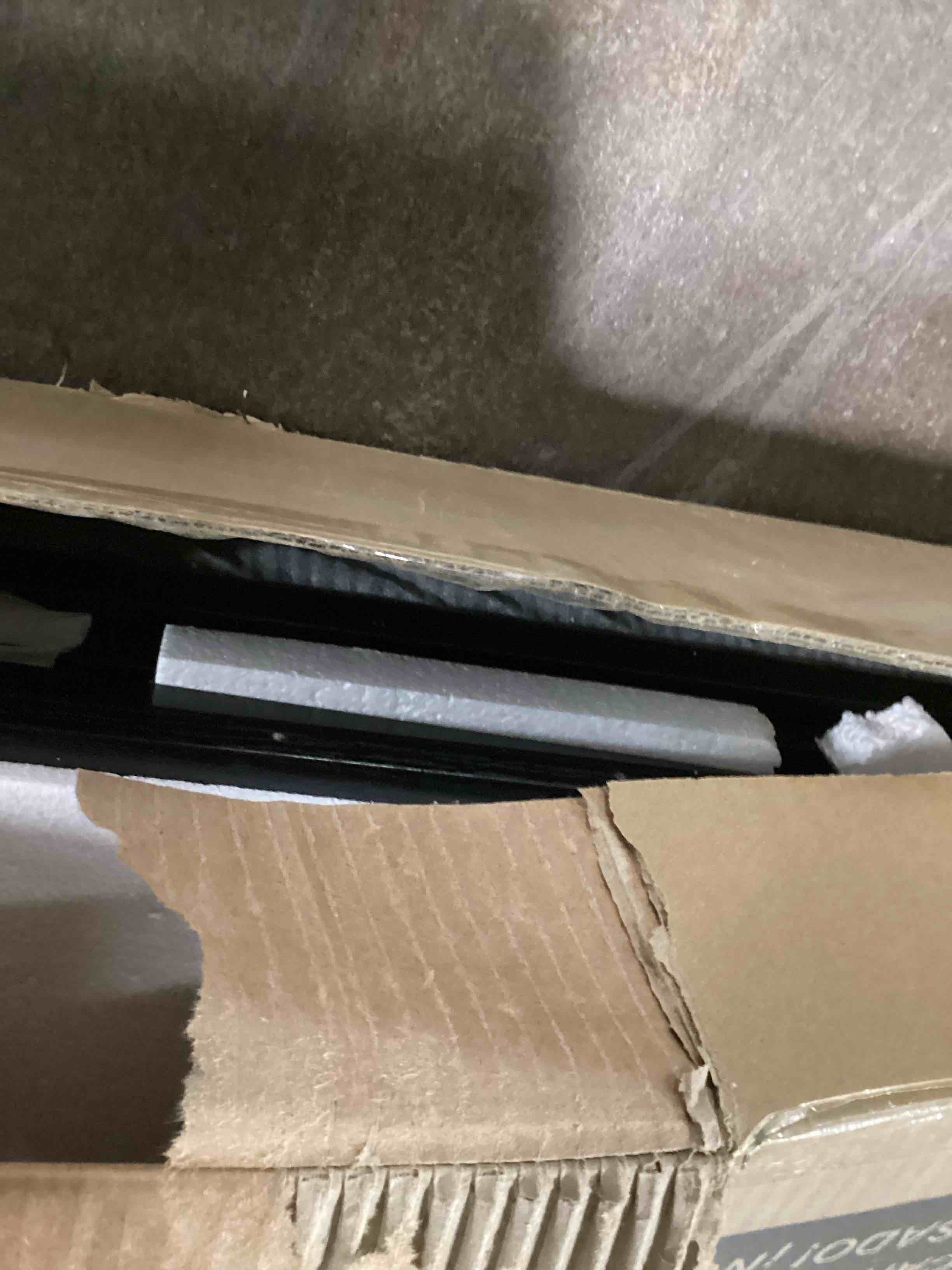 https://s3.amazonaws.com/lotting-images-prod/bidfta/PNK1808647_1742494518996.jpeg