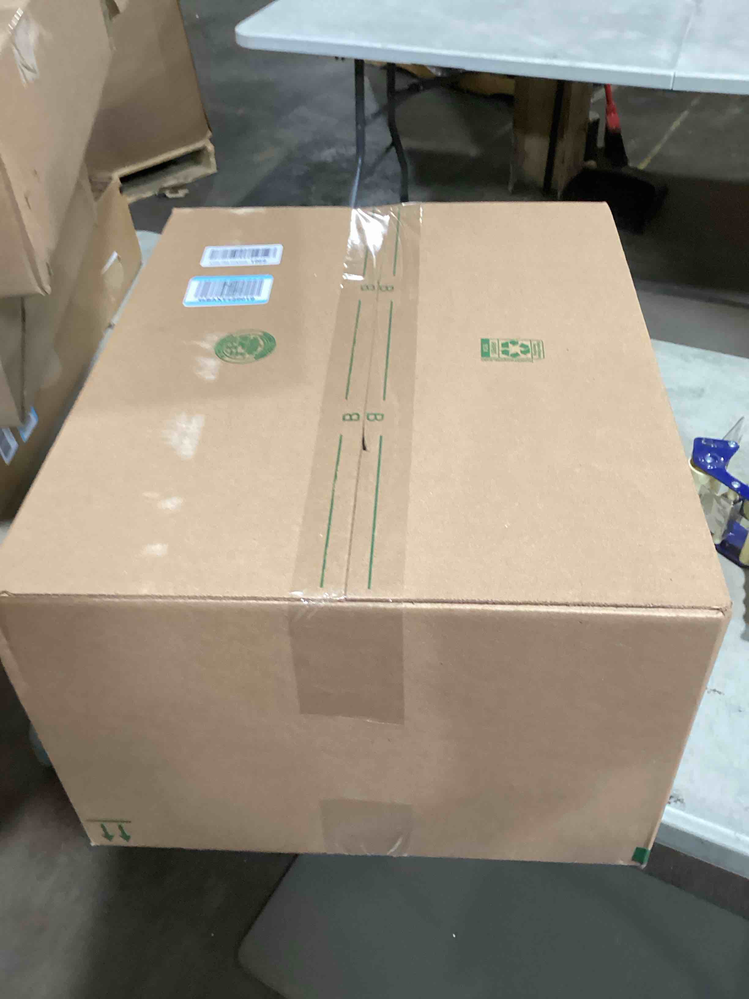 https://s3.amazonaws.com/lotting-images-prod/bidfta/PNK1809021_1743530069384.jpeg