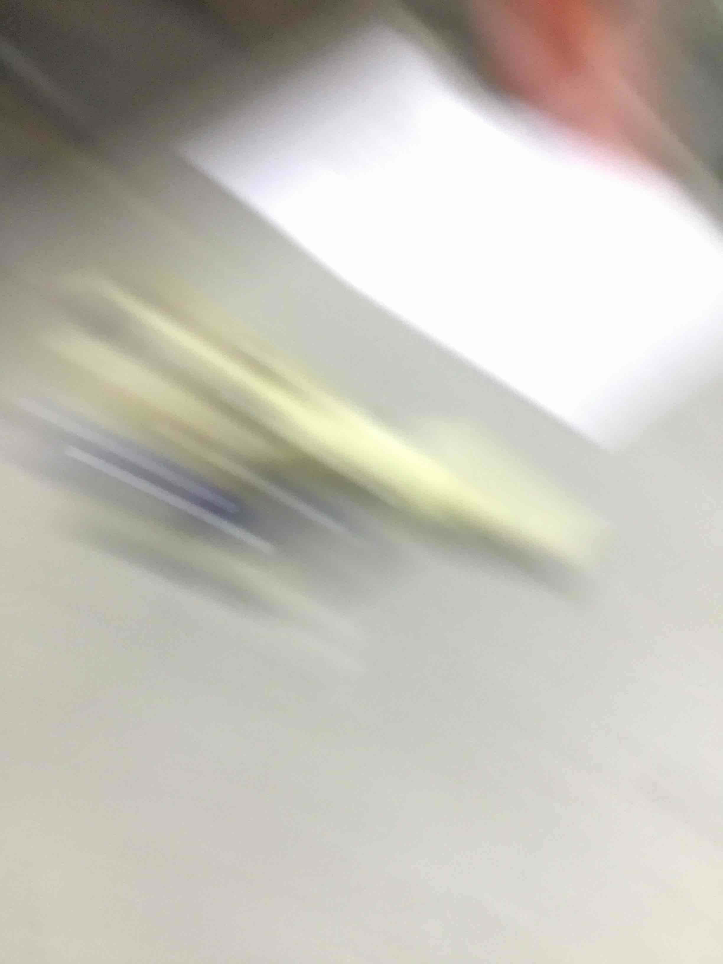 https://s3.amazonaws.com/lotting-images-prod/bidfta/PNK1809082_1743595510948.jpeg