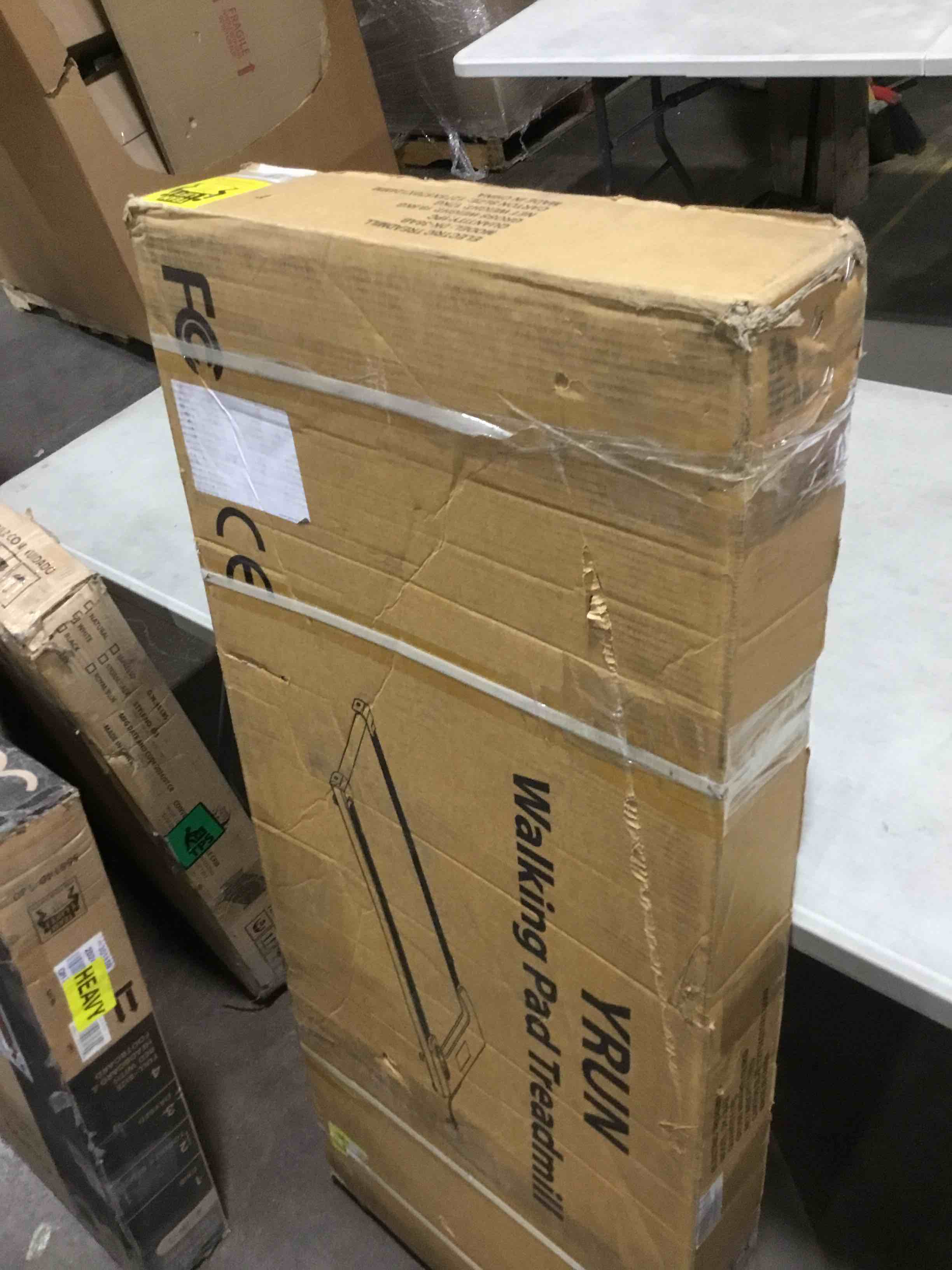 https://s3.amazonaws.com/lotting-images-prod/bidfta/PNK1809108_1743600055658.jpeg