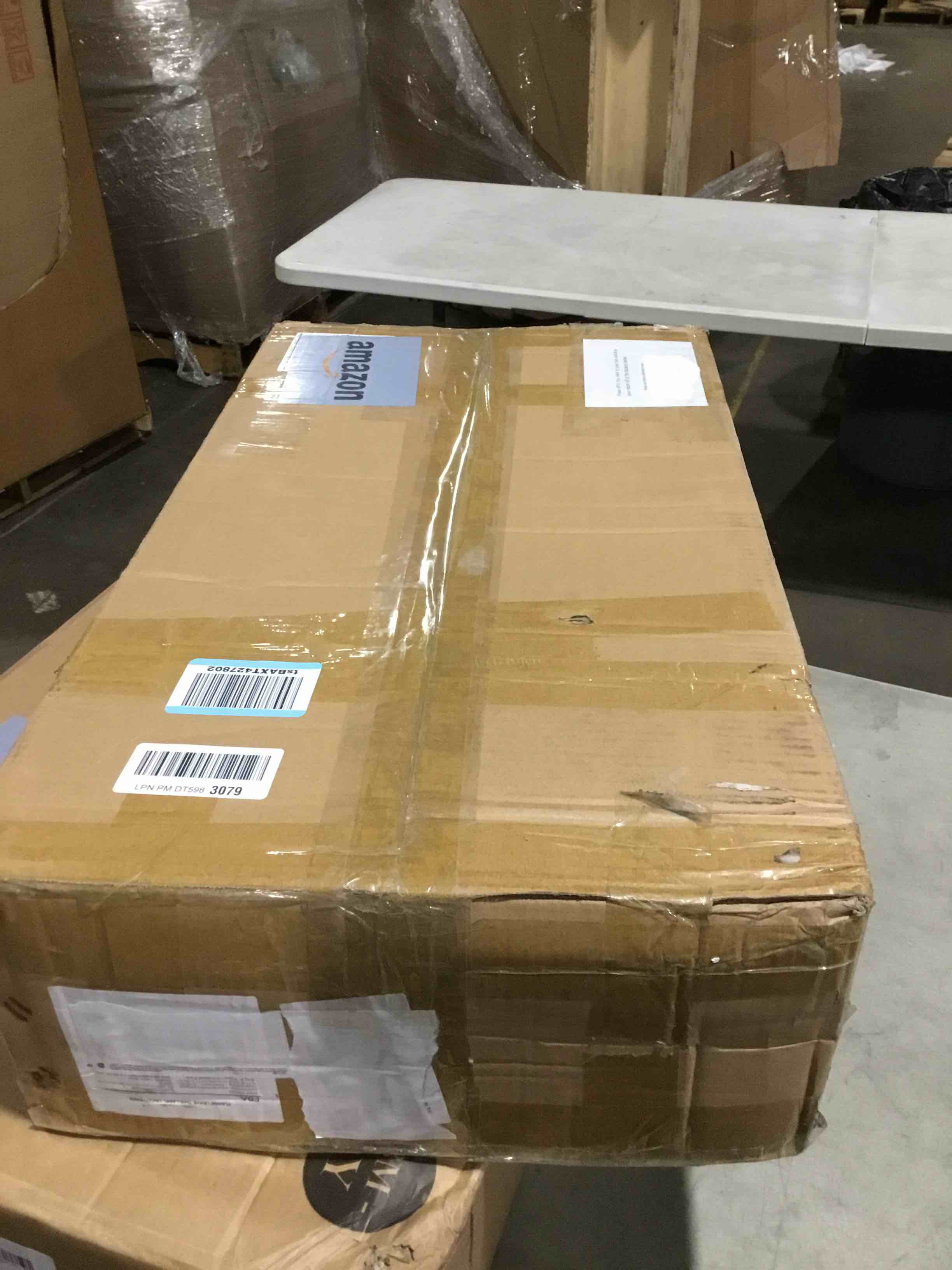https://s3.amazonaws.com/lotting-images-prod/bidfta/PNK1809121_1743601616936.jpeg
