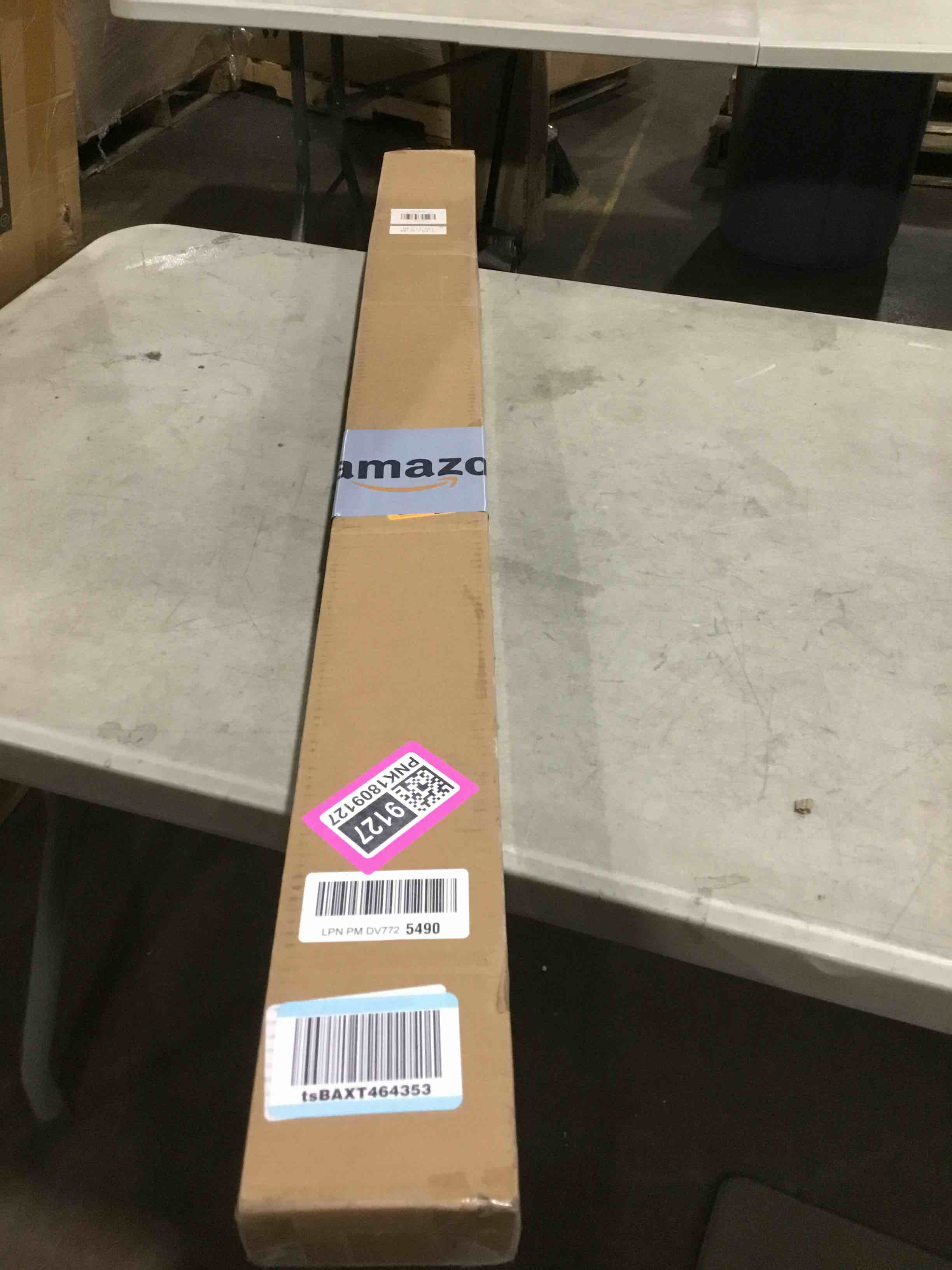 https://s3.amazonaws.com/lotting-images-prod/bidfta/PNK1809127_1743602277771.jpeg