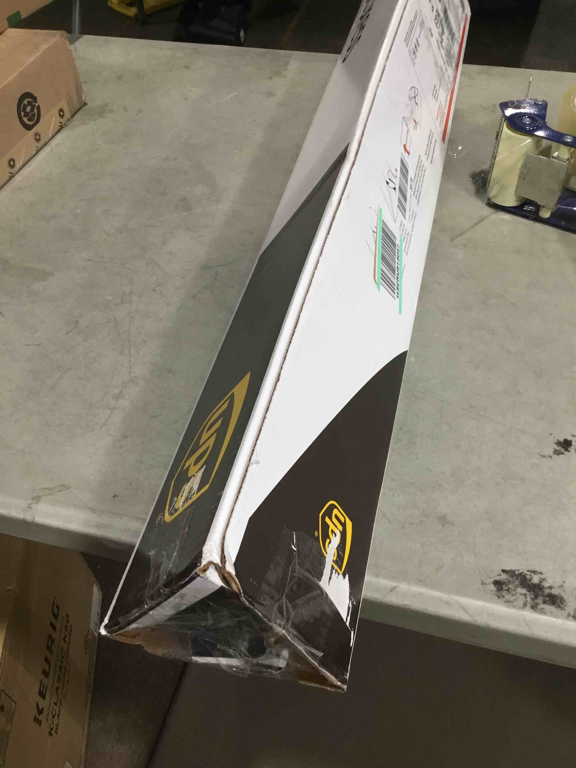 https://s3.amazonaws.com/lotting-images-prod/bidfta/PNK1809161_1743608153117.jpeg