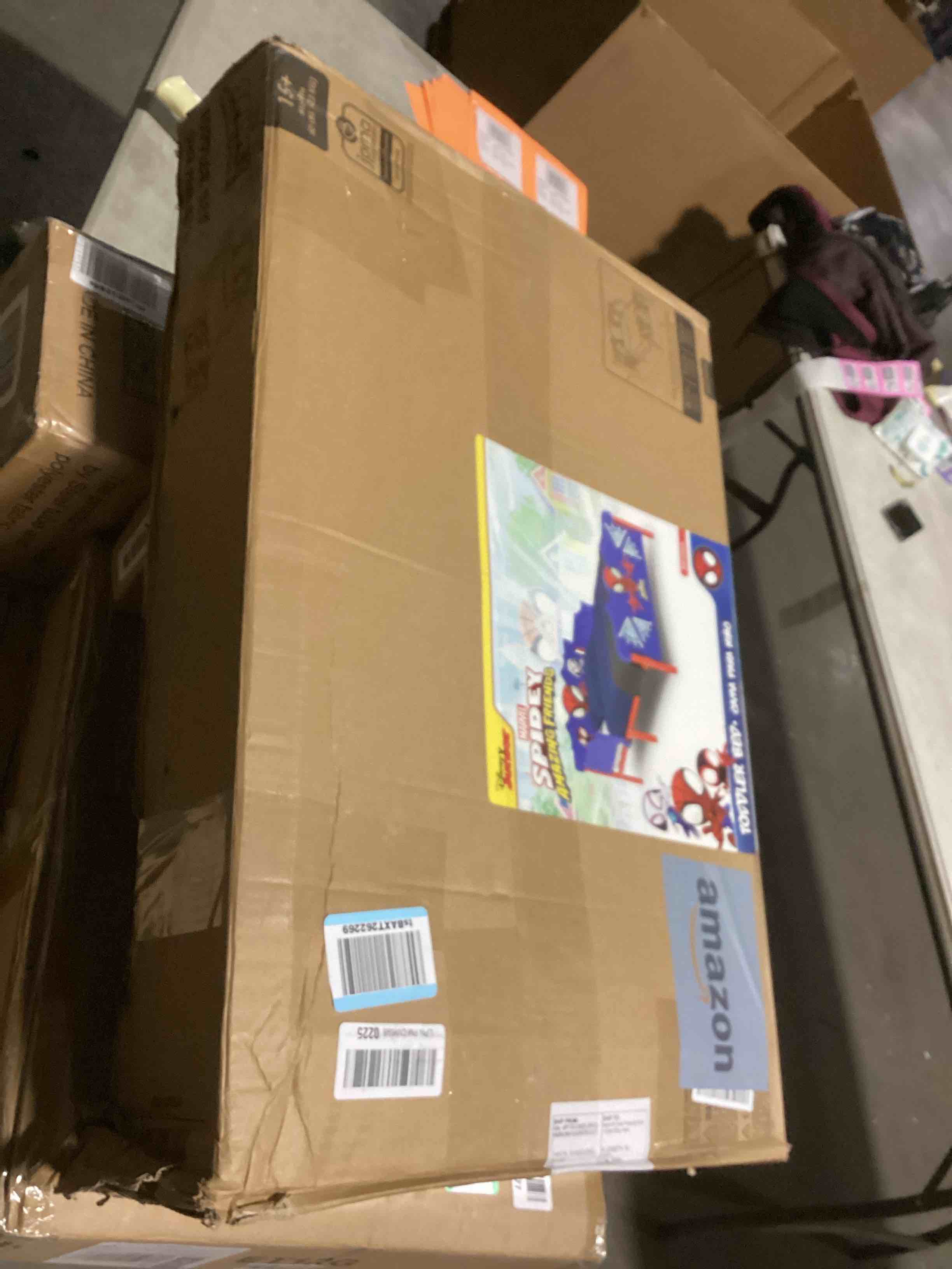https://s3.amazonaws.com/lotting-images-prod/bidfta/PNK1809640_1744130042143.jpeg