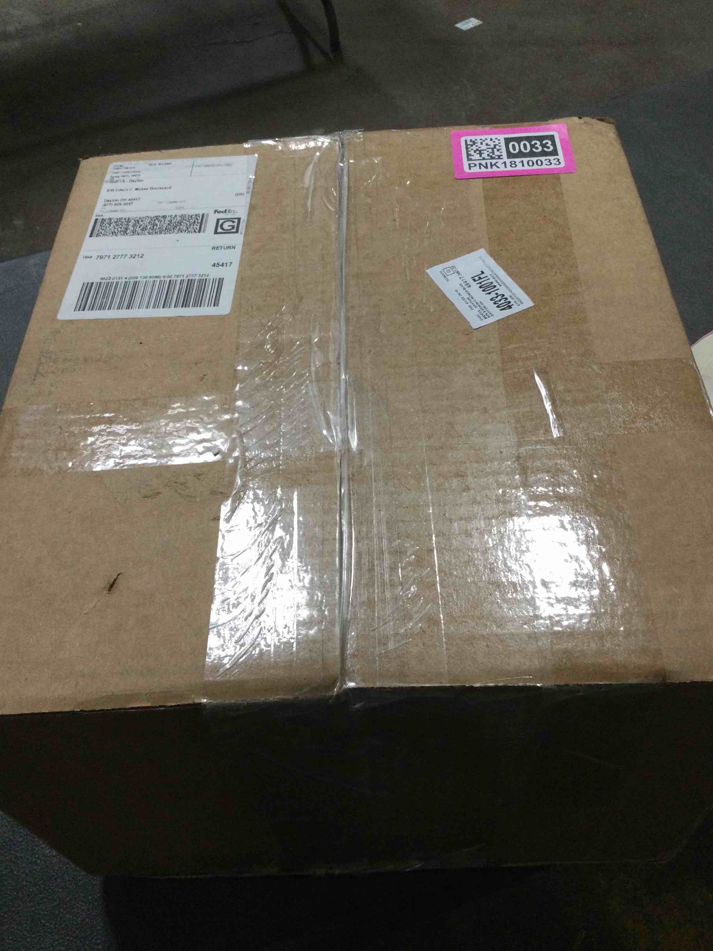 https://s3.amazonaws.com/lotting-images-prod/bidfta/PNK1810033_1741366007930.jpeg