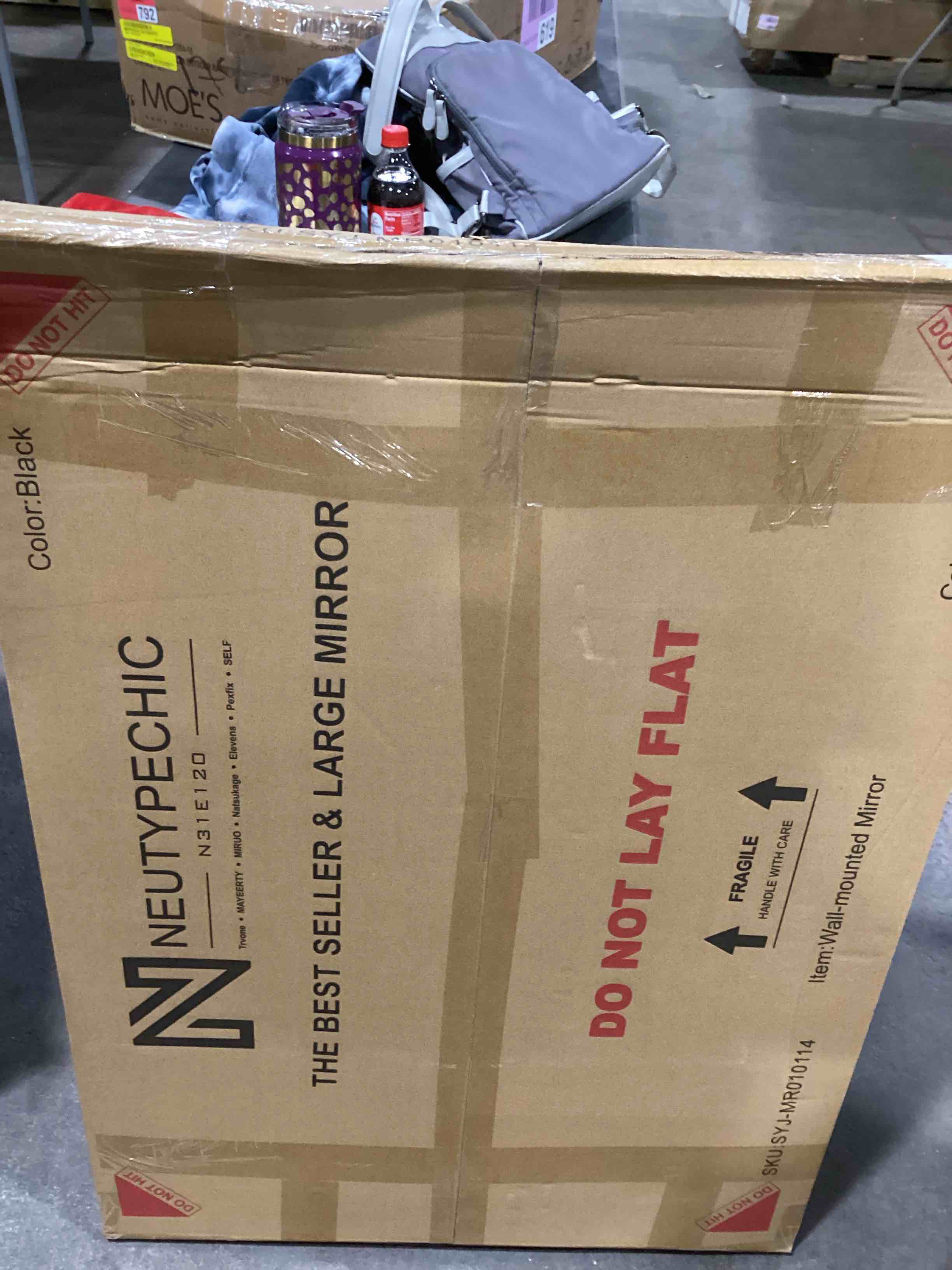 https://s3.amazonaws.com/lotting-images-prod/bidfta/PNK1810098_1741606932307.jpeg