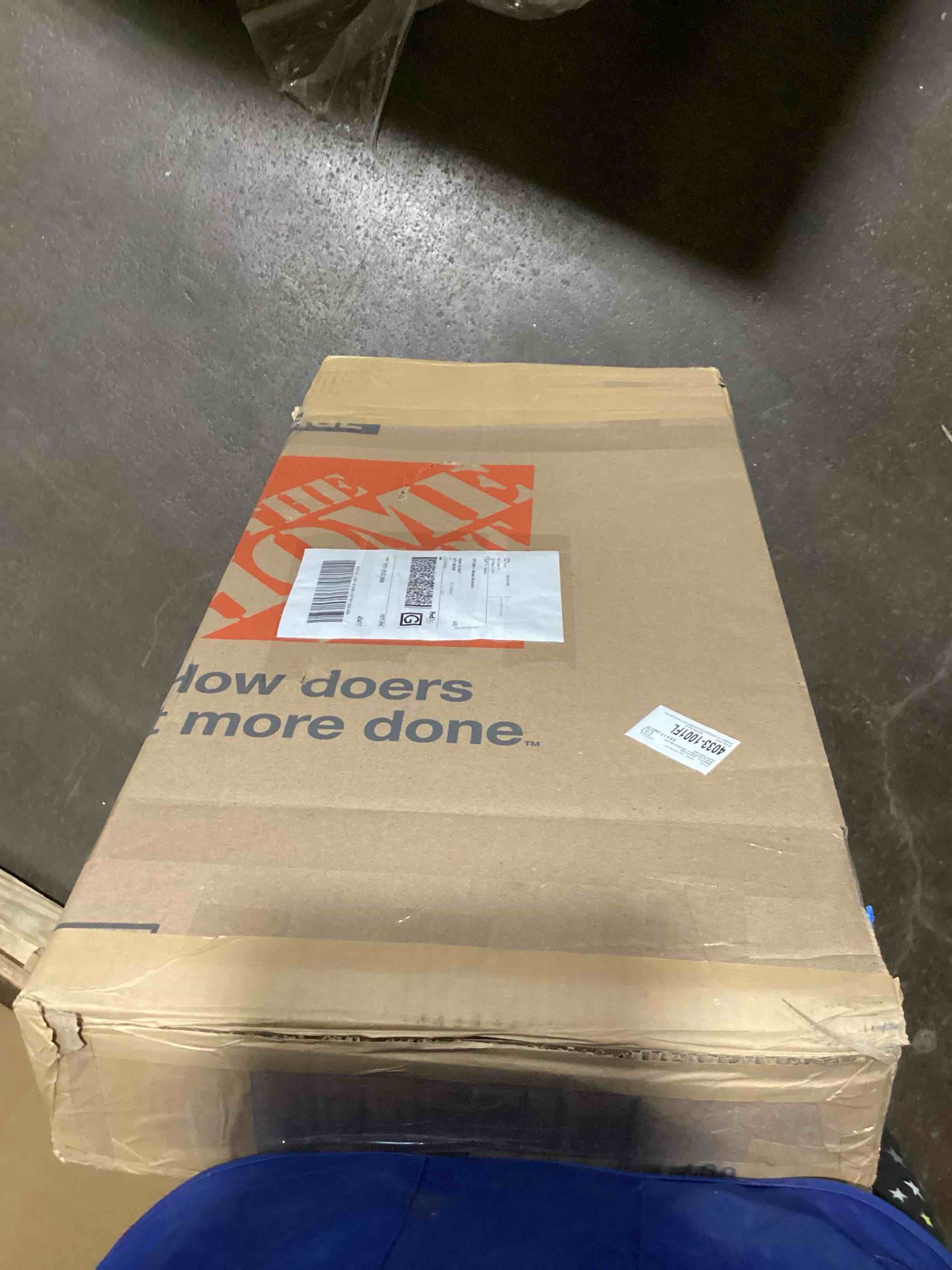 https://s3.amazonaws.com/lotting-images-prod/bidfta/PNK1810625_1741960074264.jpeg