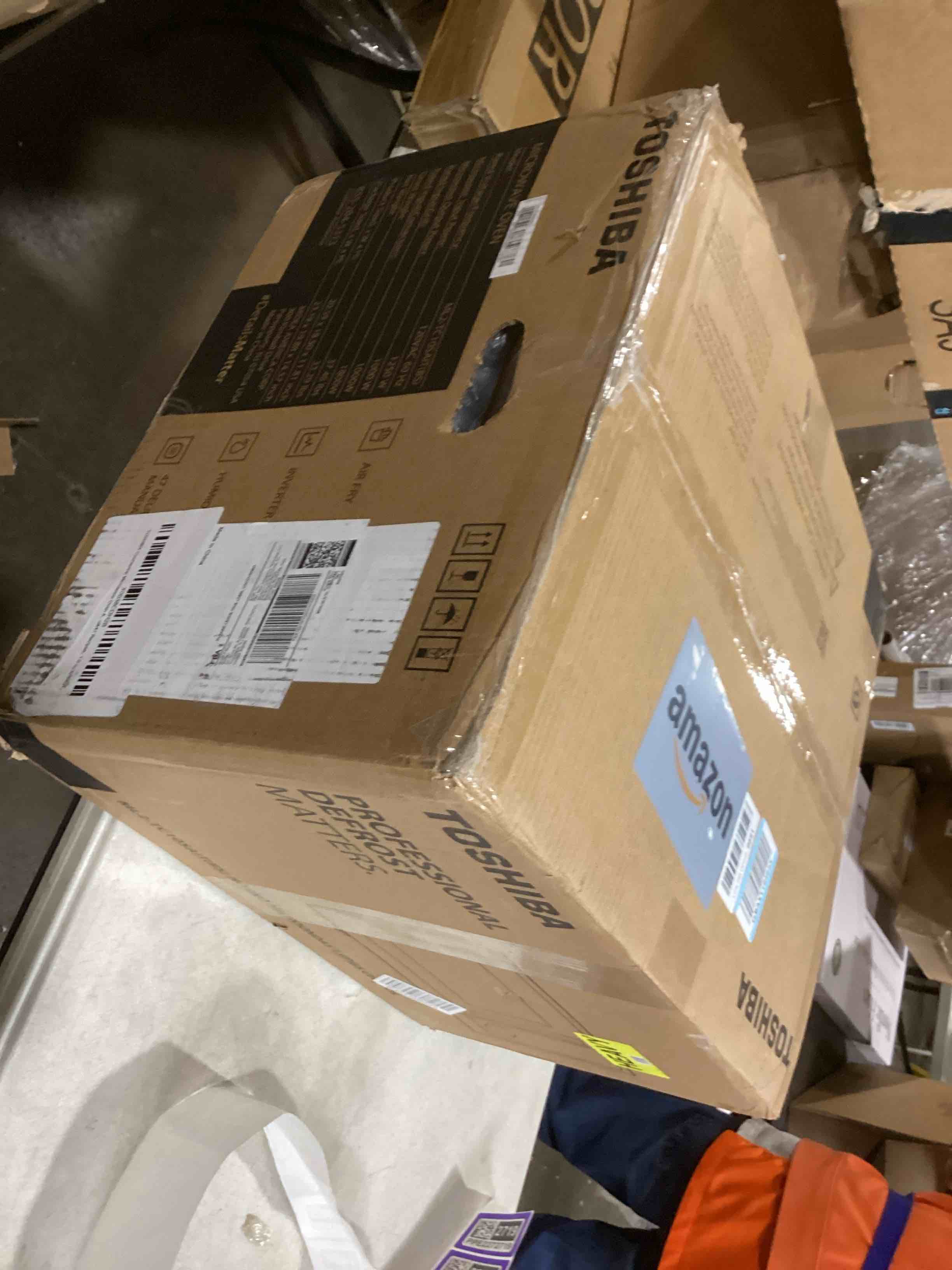 https://s3.amazonaws.com/lotting-images-prod/bidfta/PNK1811465_1742840997697.jpeg