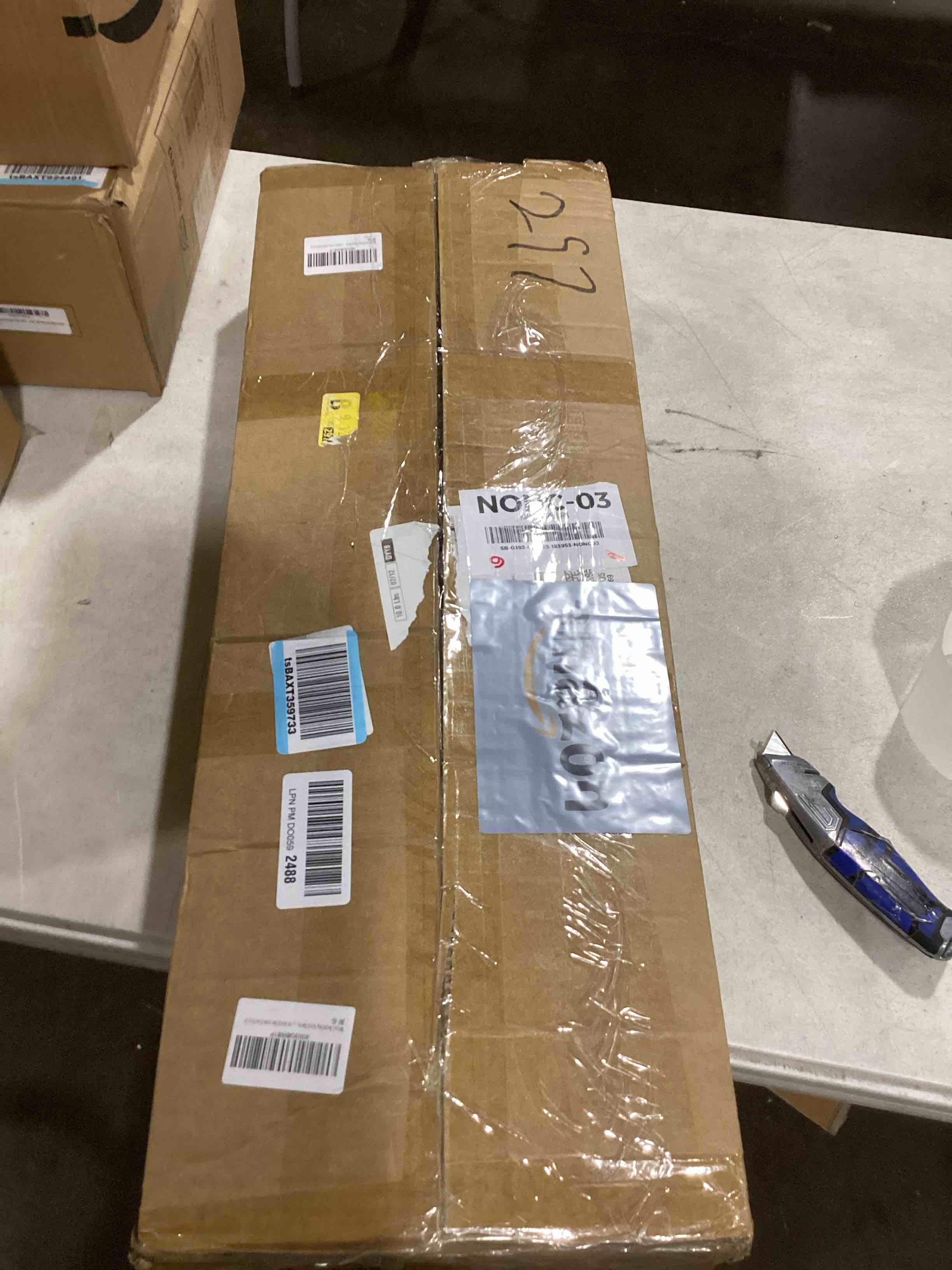https://s3.amazonaws.com/lotting-images-prod/bidfta/PNK1812133_1743429306561.jpeg