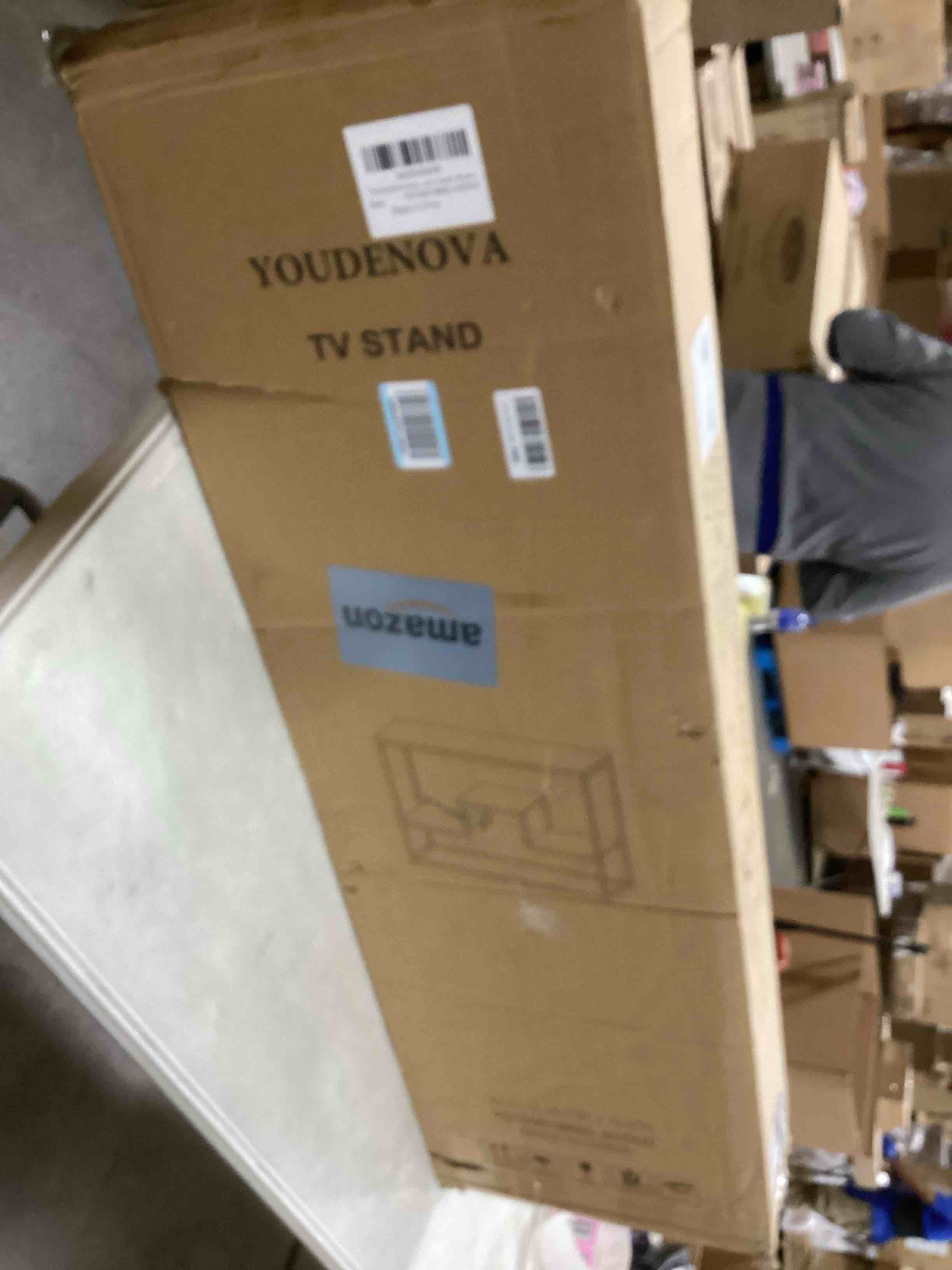 https://s3.amazonaws.com/lotting-images-prod/bidfta/PNK1812488_1743603817206.jpeg
