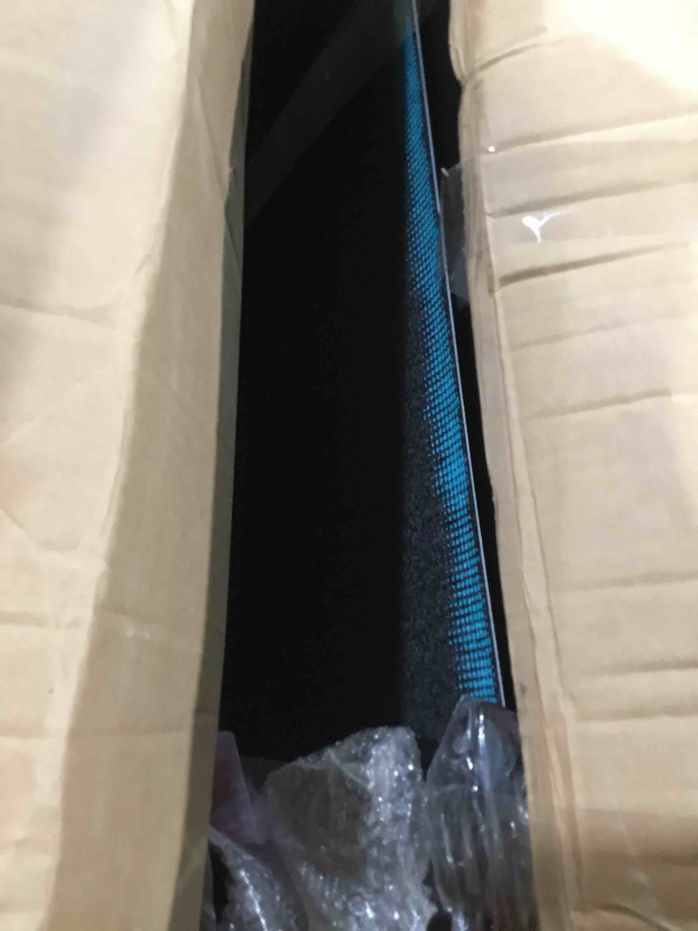 https://s3.amazonaws.com/lotting-images-prod/bidfta/PNK1812678_1743769763806.jpeg