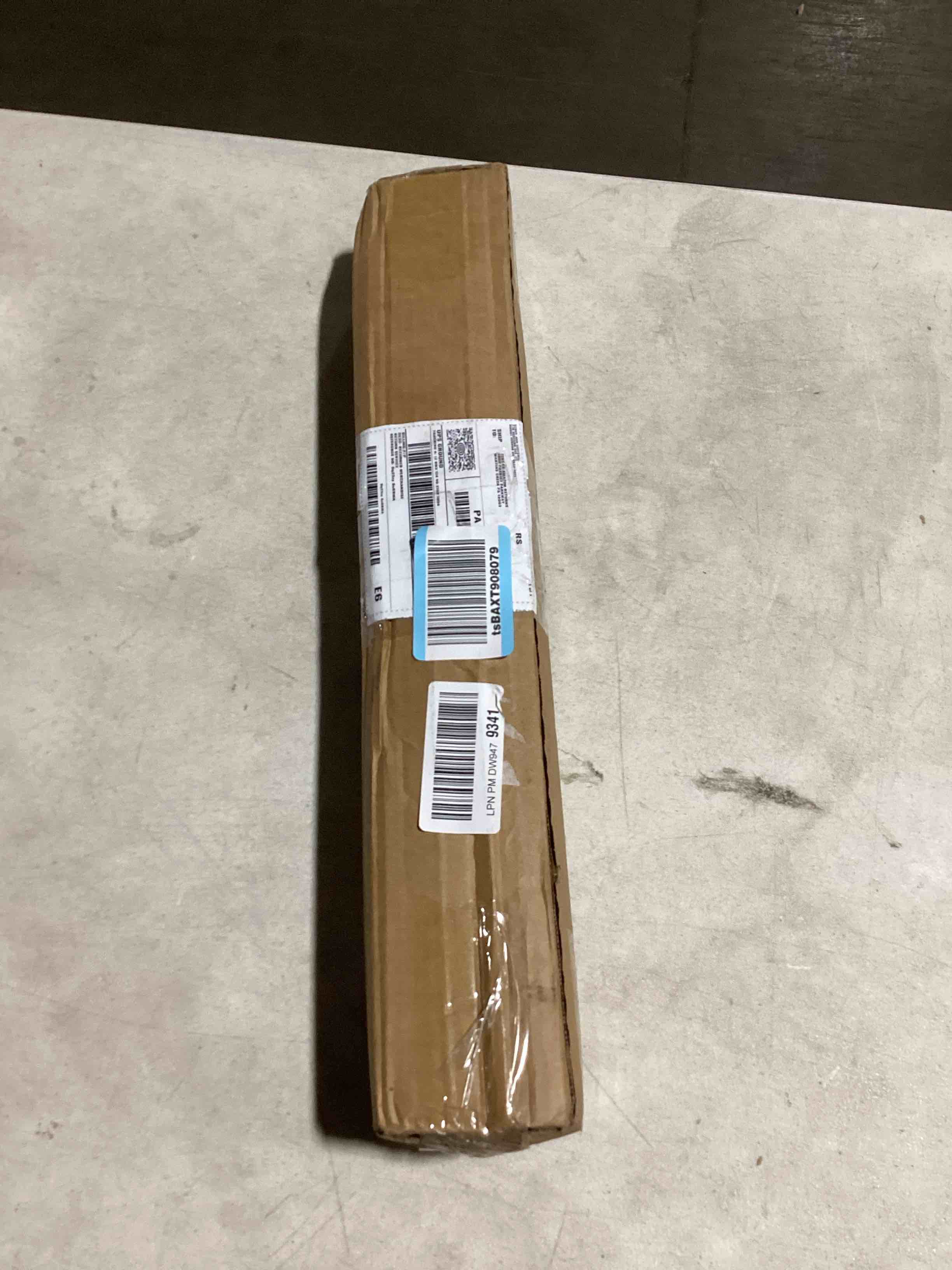 https://s3.amazonaws.com/lotting-images-prod/bidfta/PNK1812779_1744026322946.jpeg