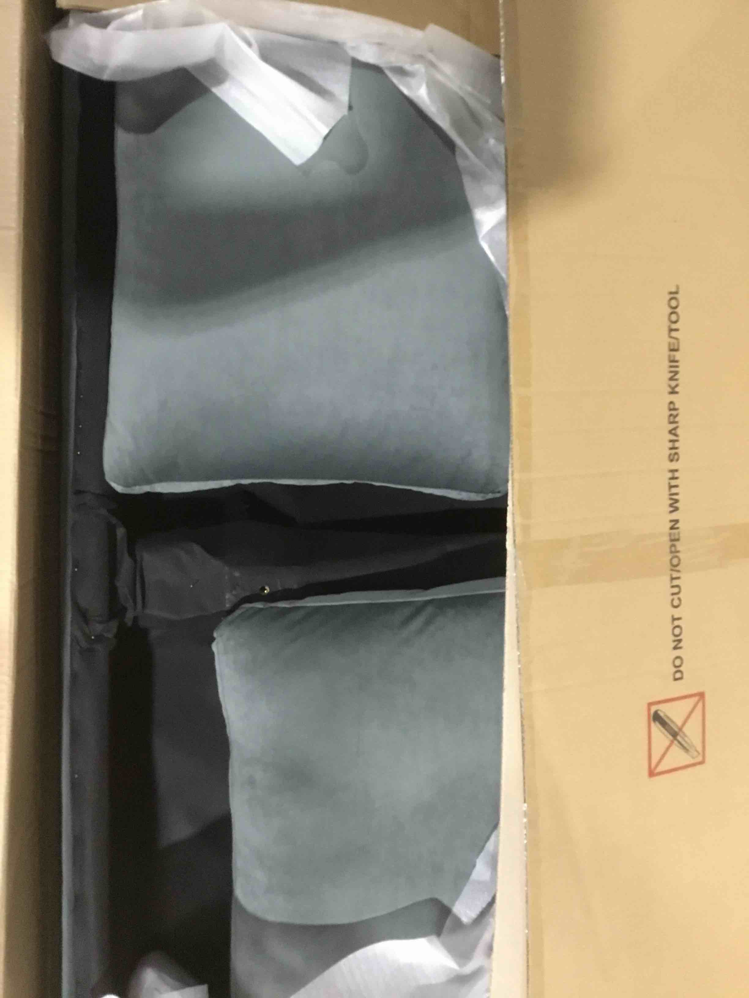 https://s3.amazonaws.com/lotting-images-prod/bidfta/PNK1813077_1741605965561.jpeg