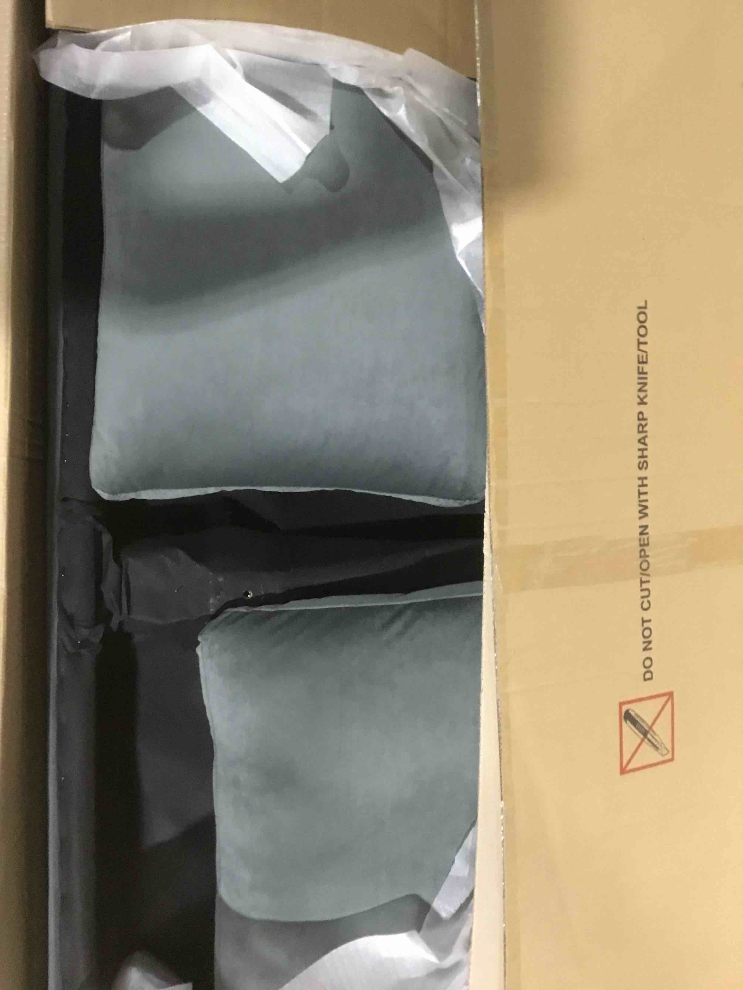 https://s3.amazonaws.com/lotting-images-prod/bidfta/PNK1813077_1741605968859.jpeg