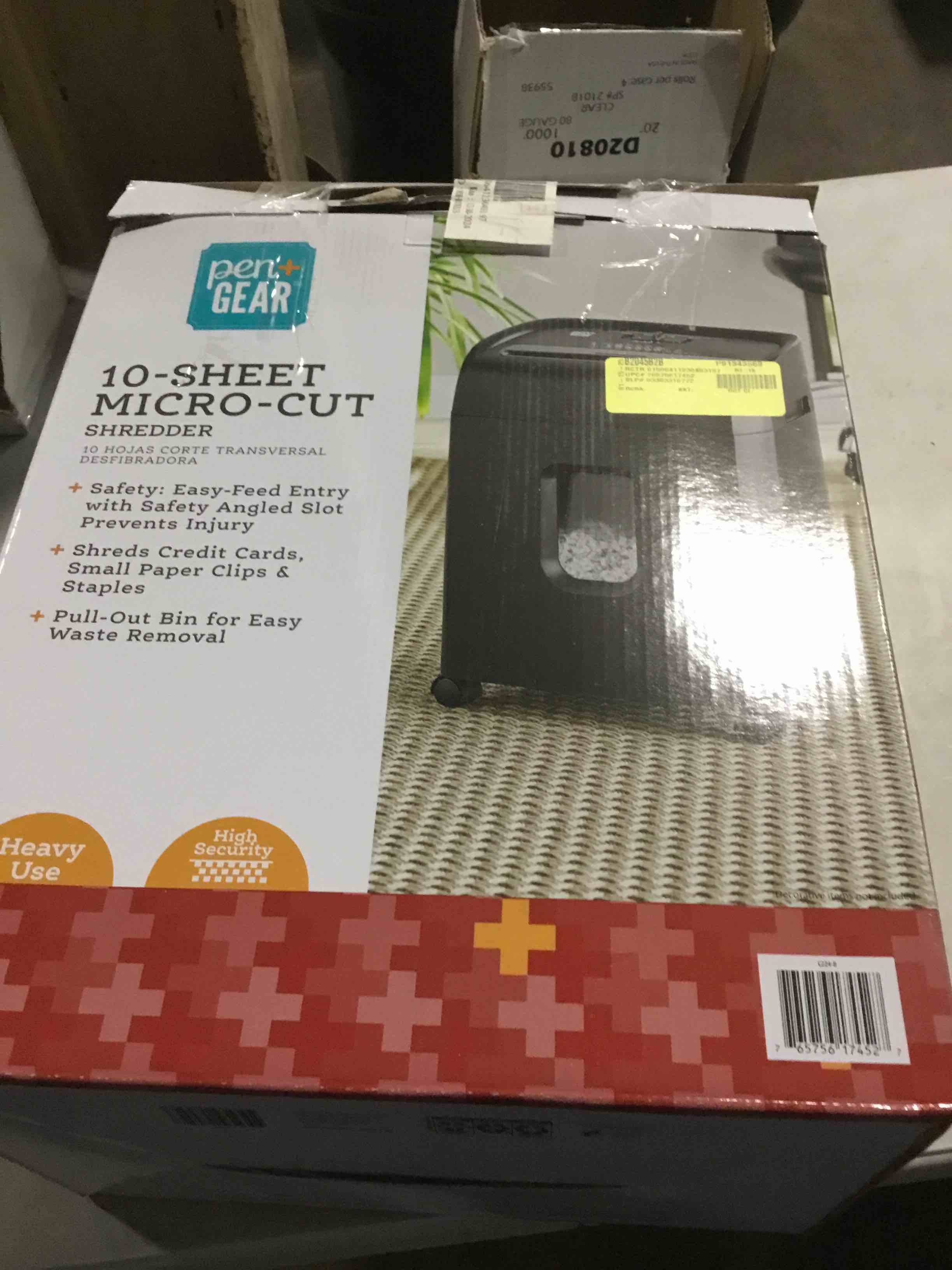 https://s3.amazonaws.com/lotting-images-prod/bidfta/PNK1813542_1741885176736.jpeg
