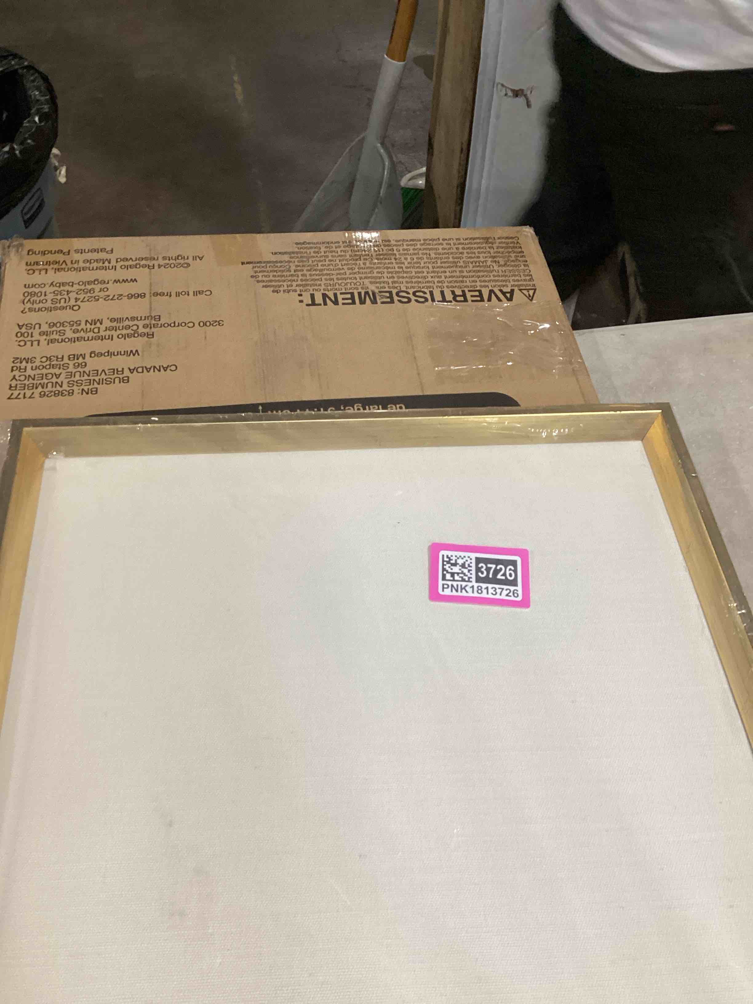 wall mounted bullitin board