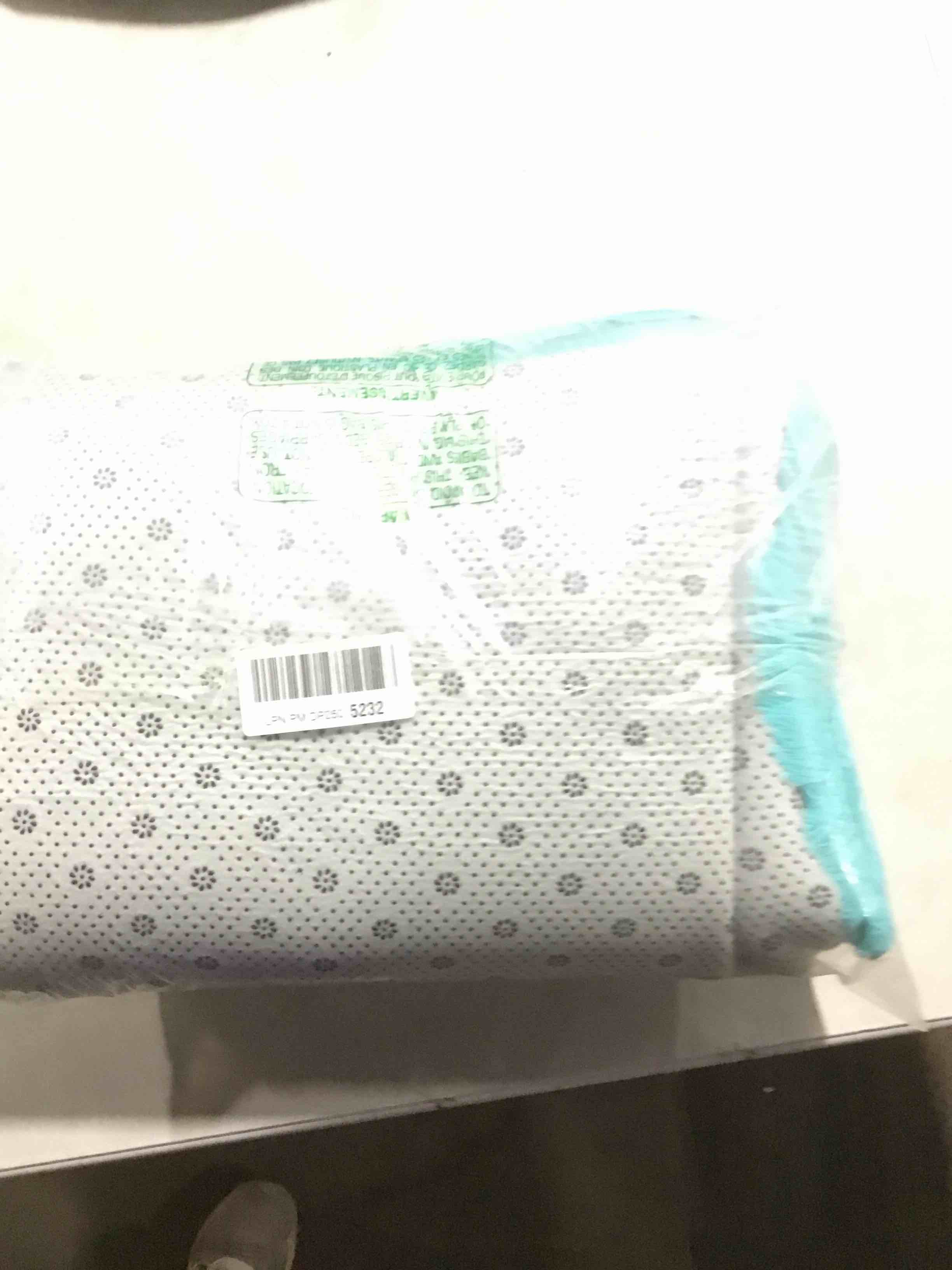 https://s3.amazonaws.com/lotting-images-prod/bidfta/PNK1814064_1742474769623.jpeg