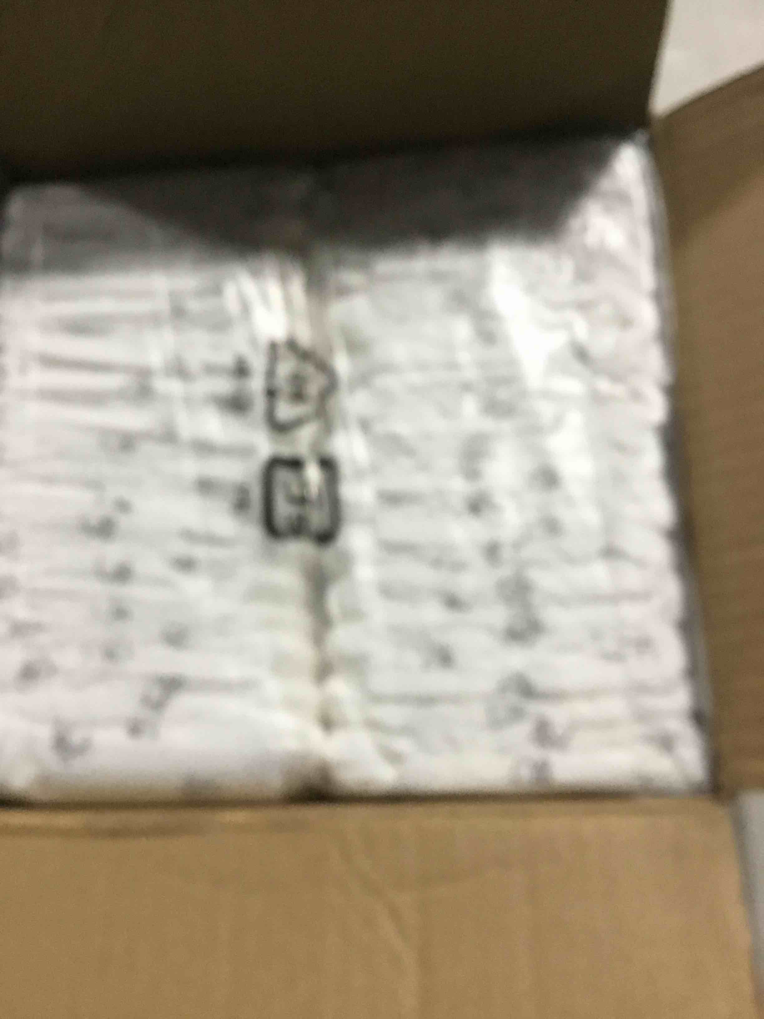 https://s3.amazonaws.com/lotting-images-prod/bidfta/PNK1814282_1742496731956.jpeg