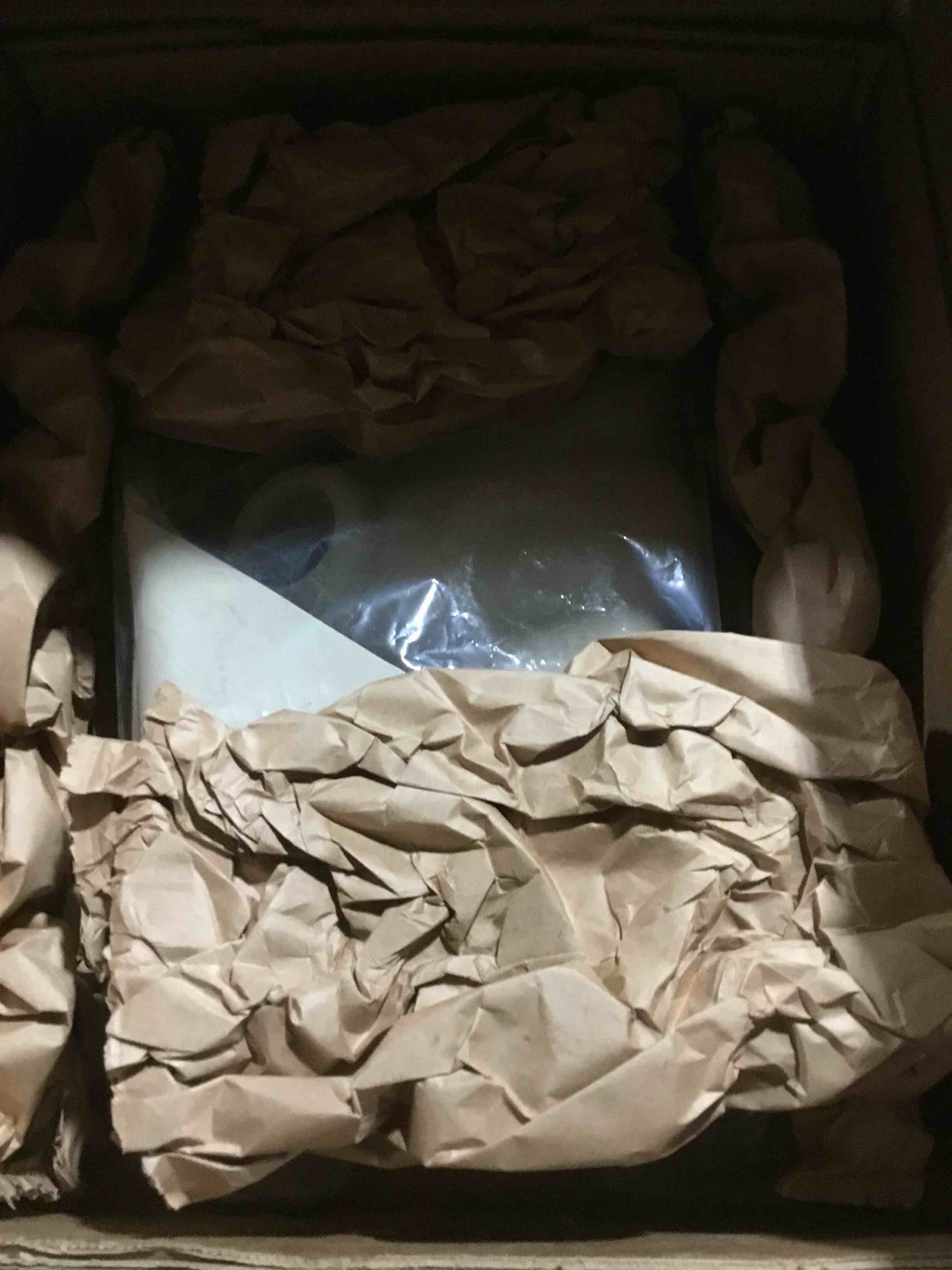 https://s3.amazonaws.com/lotting-images-prod/bidfta/PNK1814563_1742826362284.jpeg