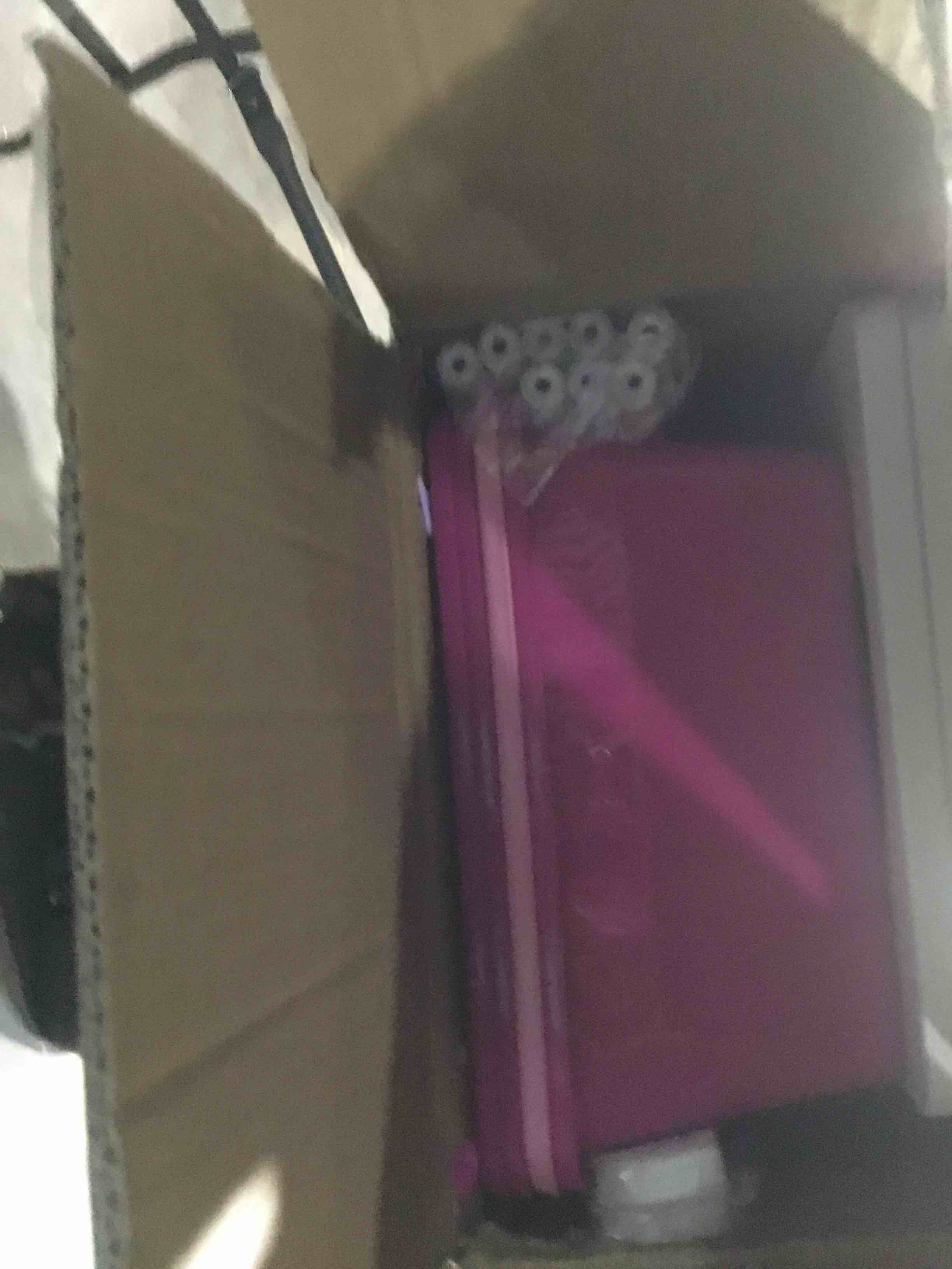 https://s3.amazonaws.com/lotting-images-prod/bidfta/PNK1814657_1742840475012.jpeg