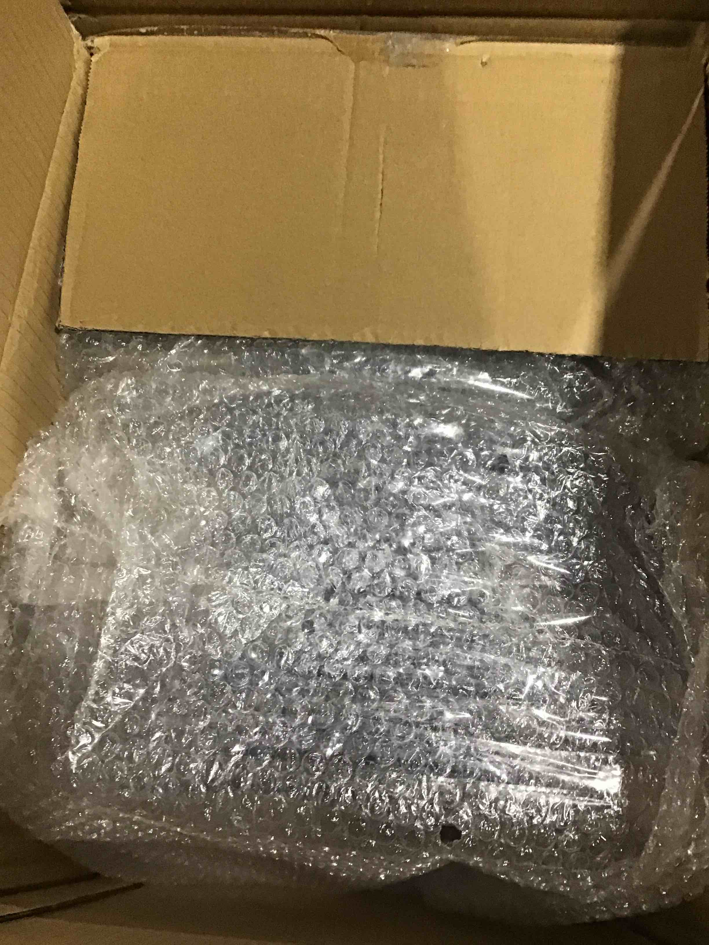 https://s3.amazonaws.com/lotting-images-prod/bidfta/PNK1814720_1742988109948.jpeg