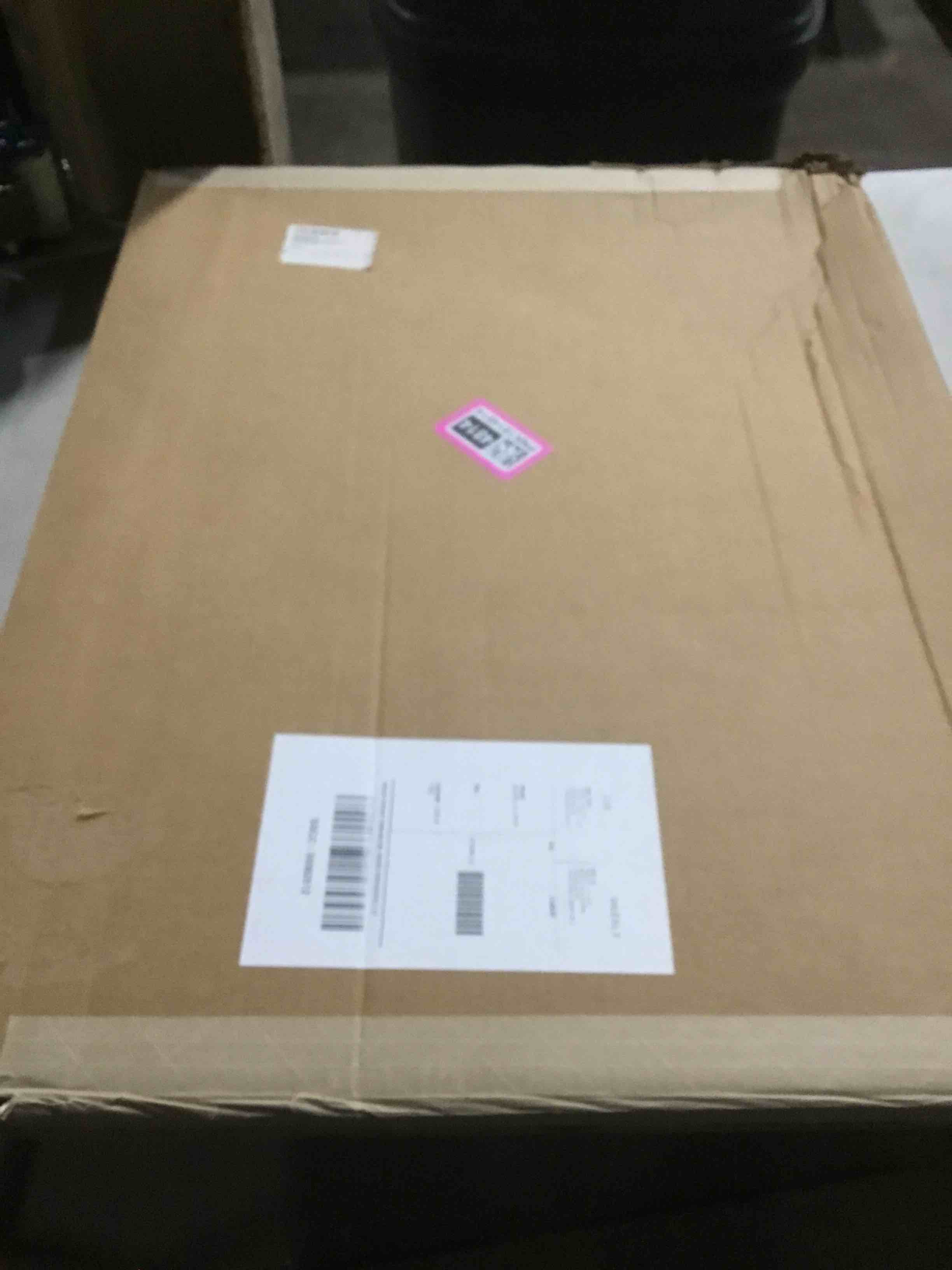 https://s3.amazonaws.com/lotting-images-prod/bidfta/PNK1814814_1742924424503.jpeg