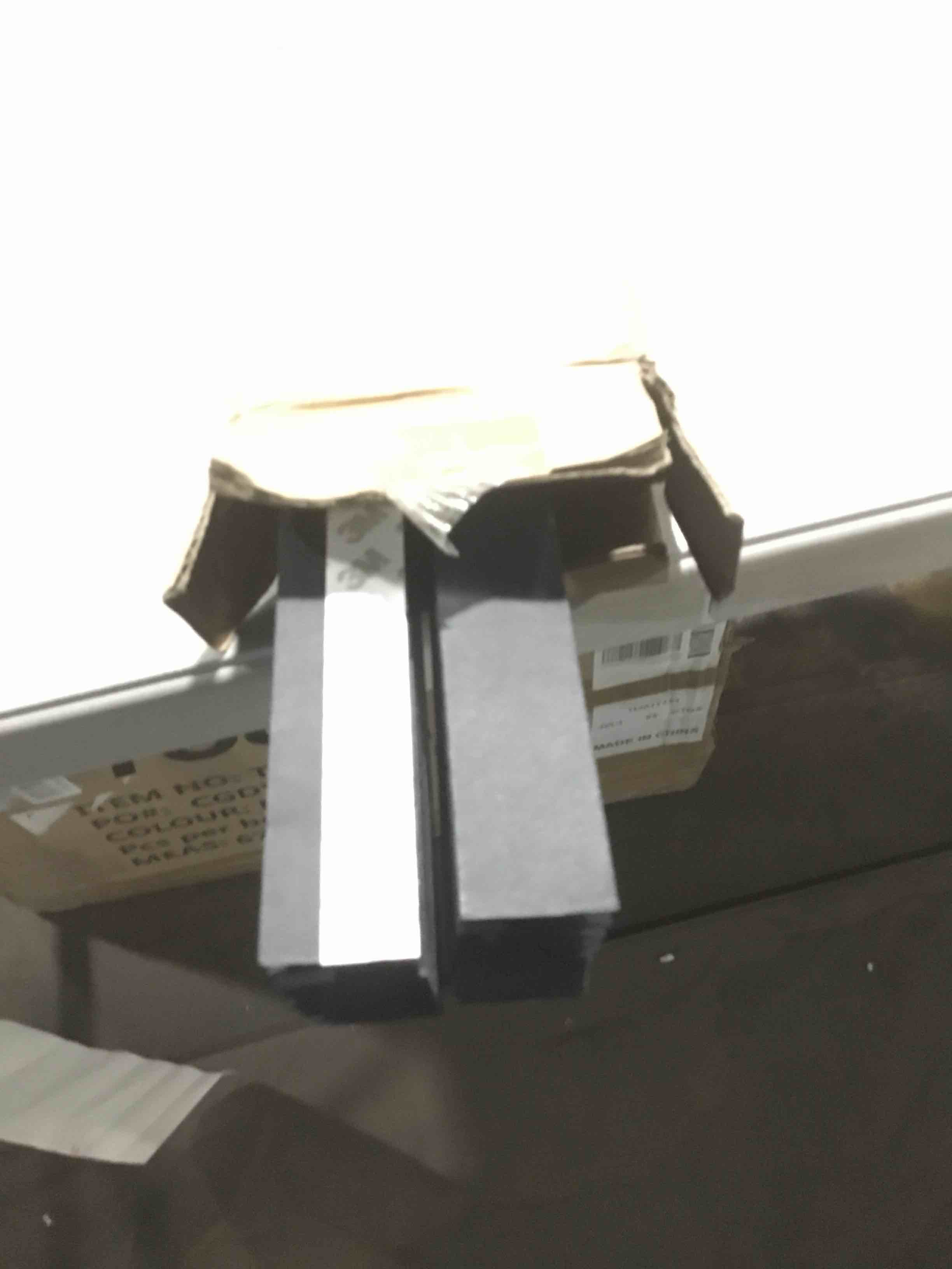 https://s3.amazonaws.com/lotting-images-prod/bidfta/PNK1815335_1743419783390.jpeg