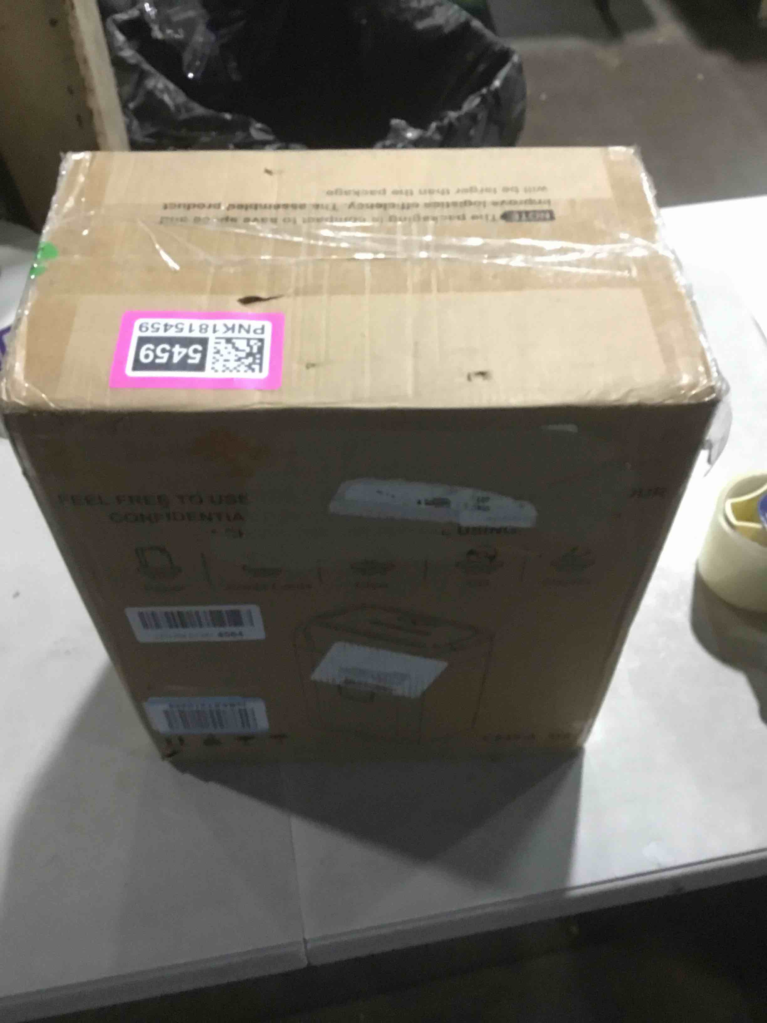 https://s3.amazonaws.com/lotting-images-prod/bidfta/PNK1815459_1743436430048.jpeg