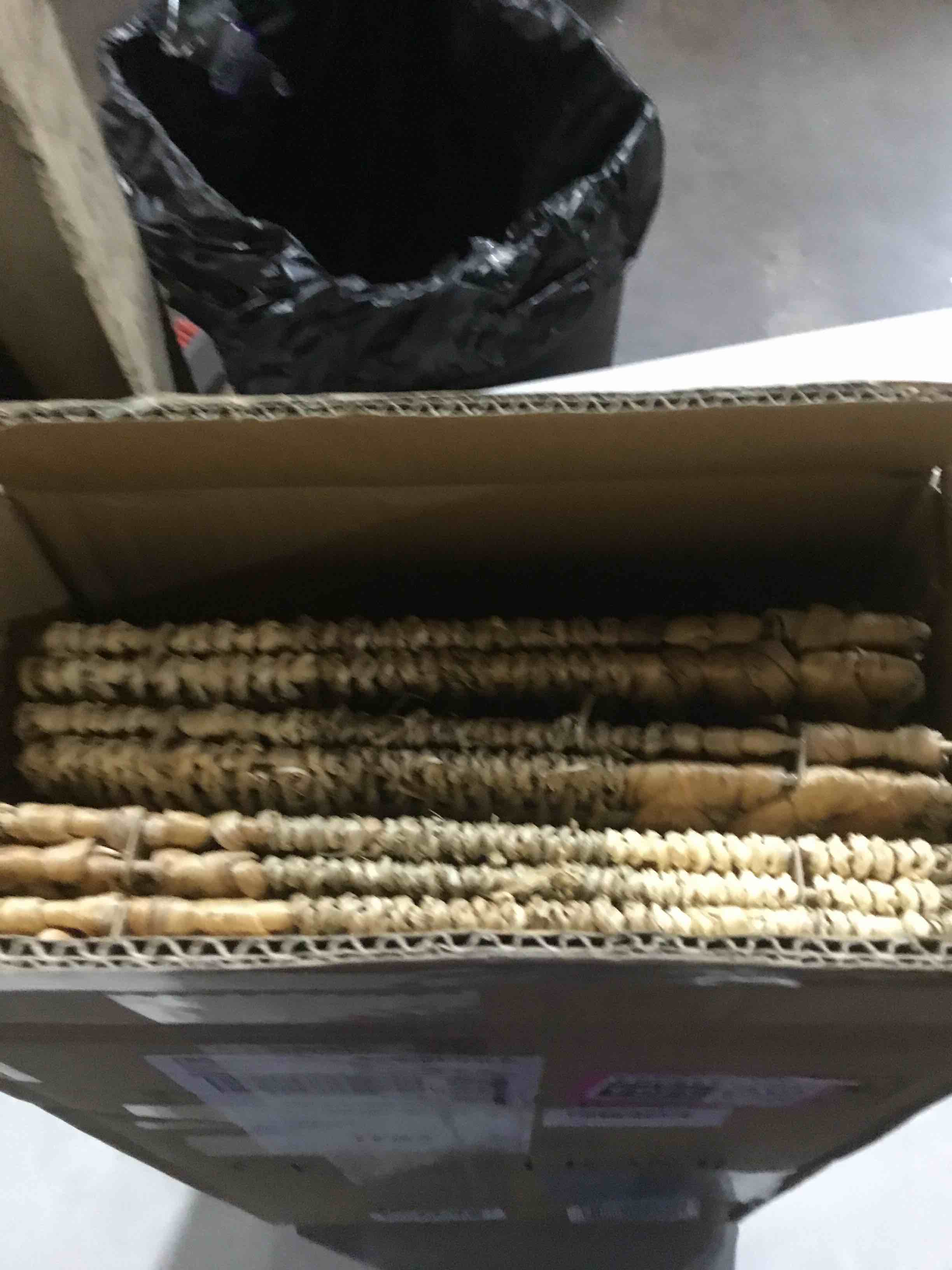https://s3.amazonaws.com/lotting-images-prod/bidfta/PNK1815464_1743436839669.jpeg