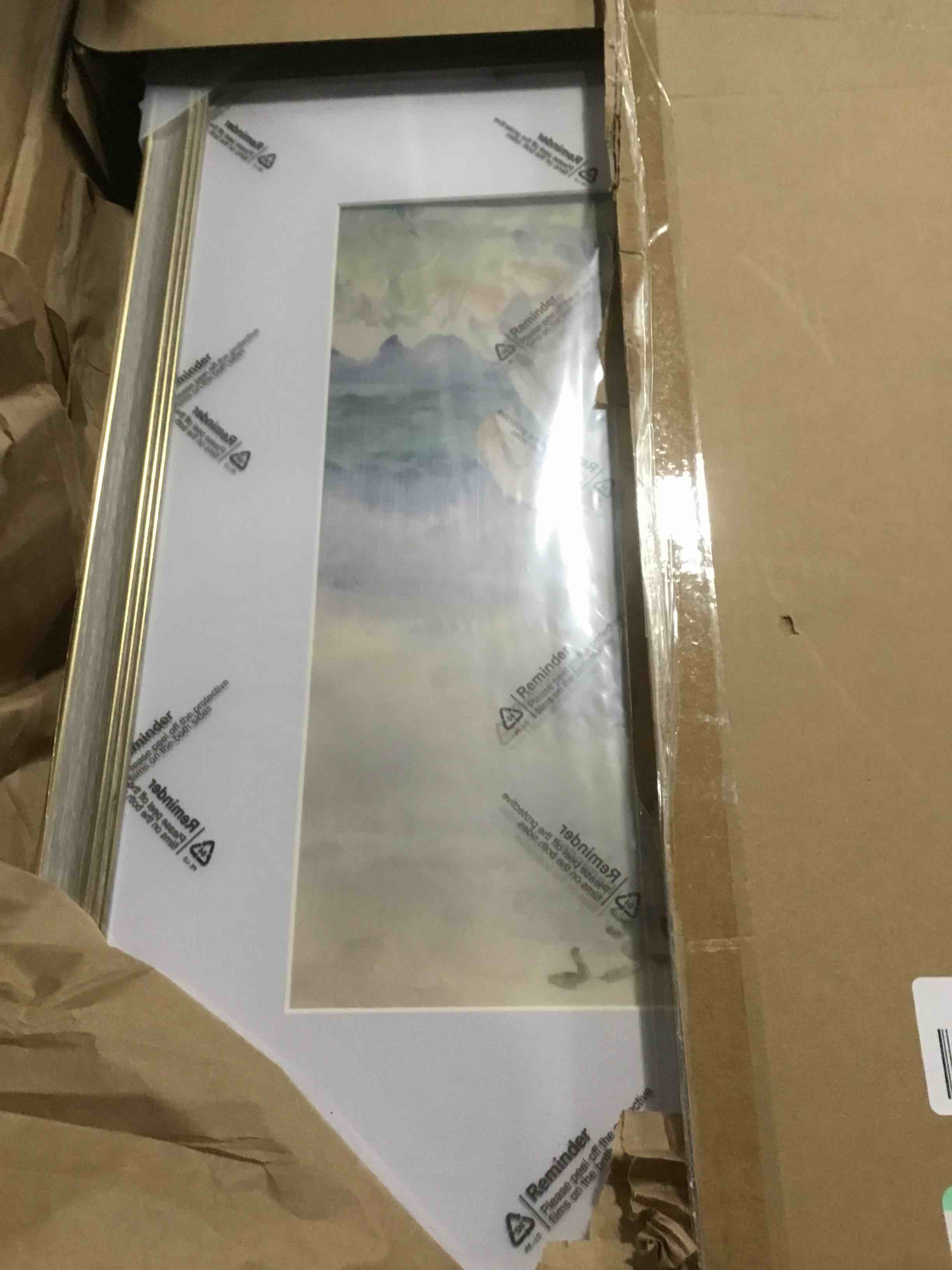https://s3.amazonaws.com/lotting-images-prod/bidfta/PNK1815681_1743527954178.jpeg
