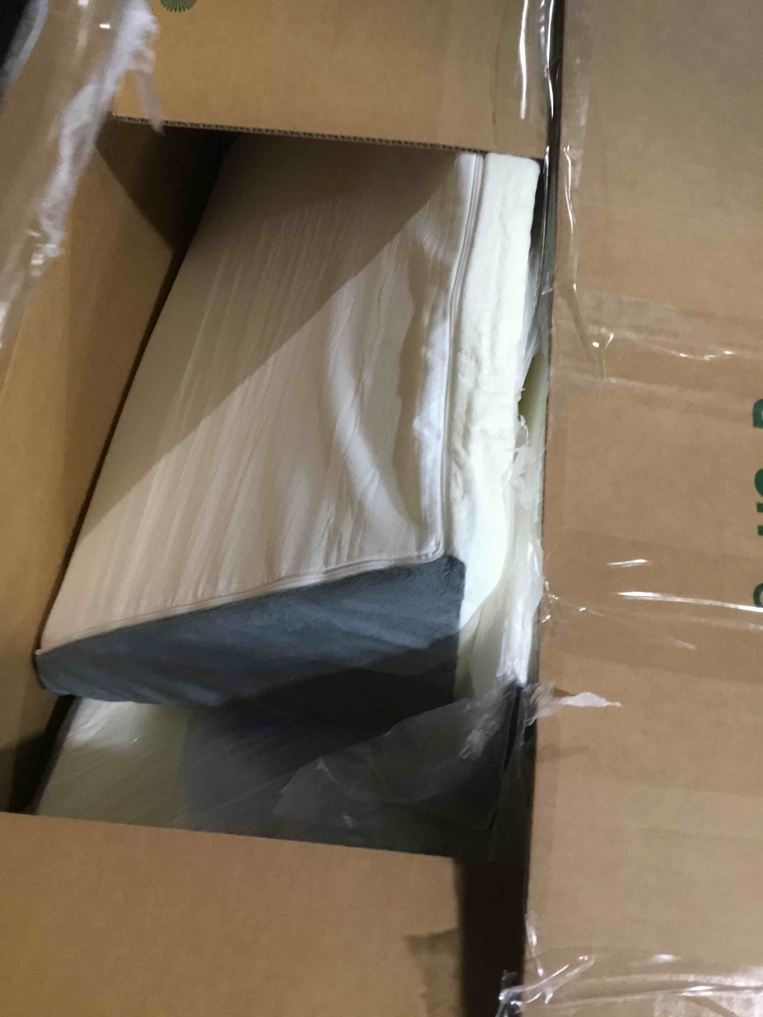 https://s3.amazonaws.com/lotting-images-prod/bidfta/PNK1815682_1743528023780.jpeg
