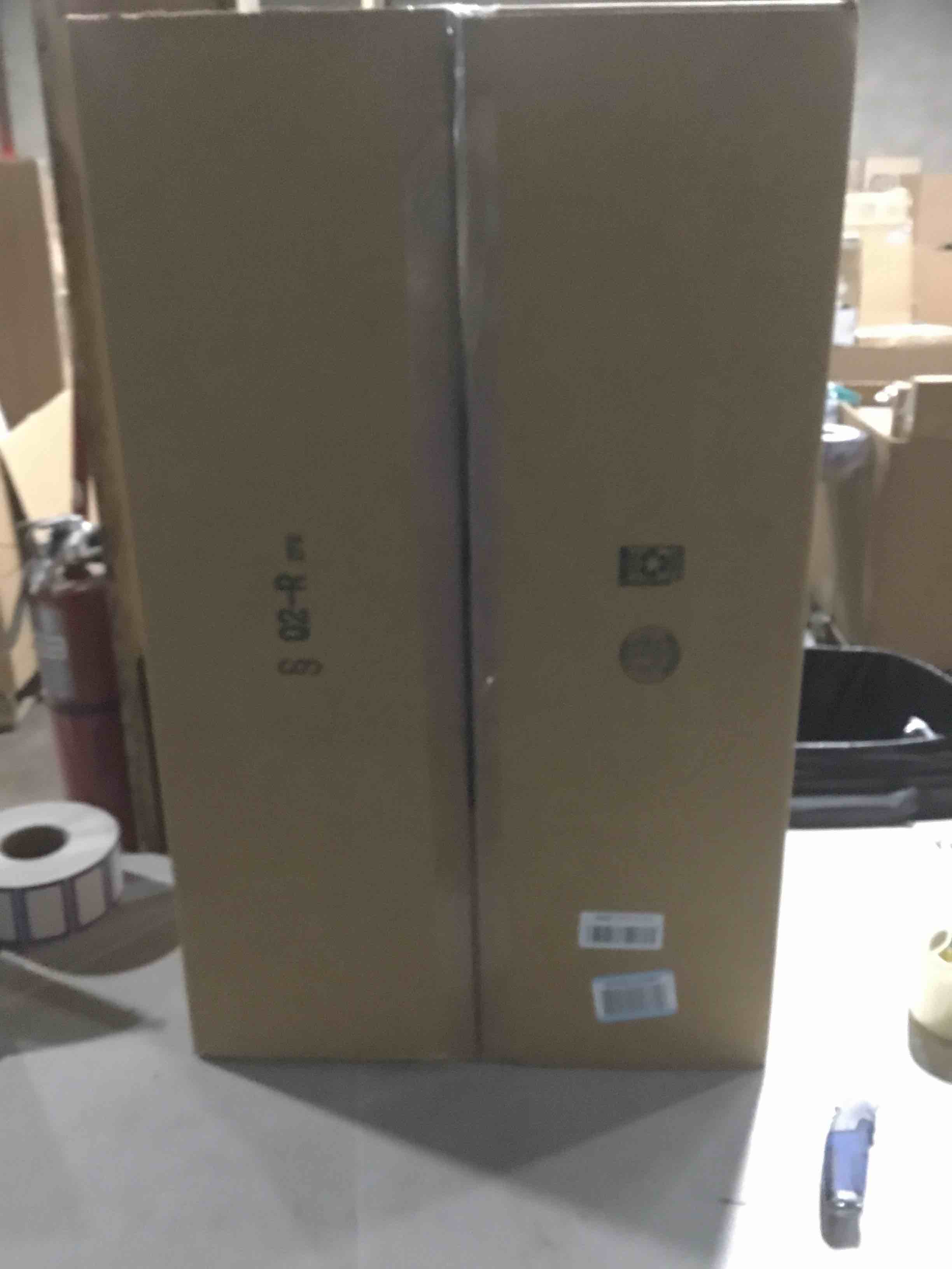 https://s3.amazonaws.com/lotting-images-prod/bidfta/PNK1815814_1743599831530.jpeg