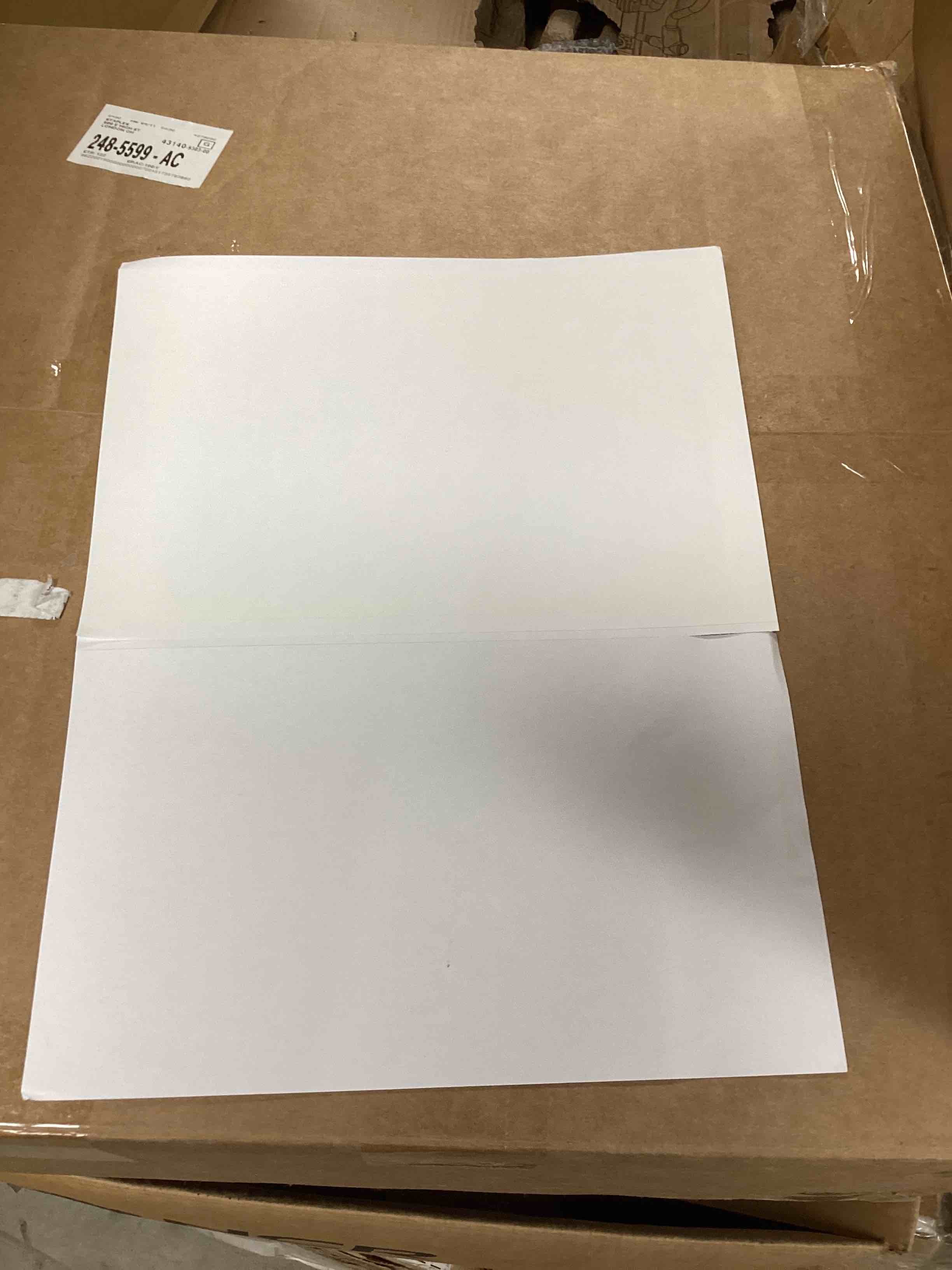 https://s3.amazonaws.com/lotting-images-prod/bidfta/PNK1822611_1746463916172.jpeg