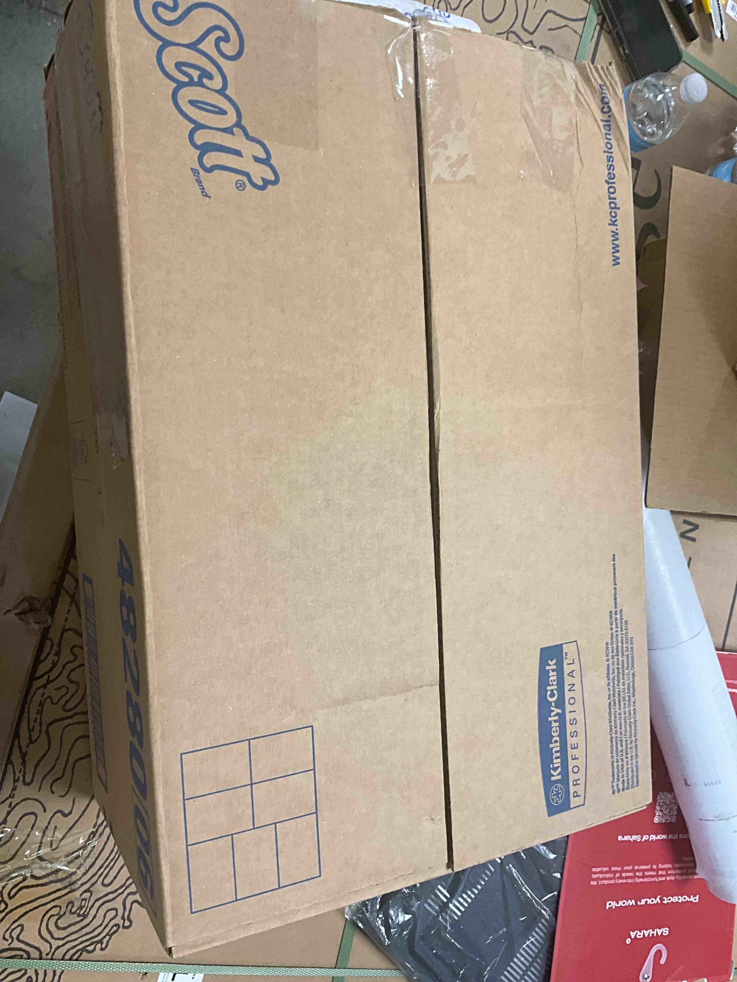 https://s3.amazonaws.com/lotting-images-prod/bidfta/PNK1823794_1747759116044.jpeg