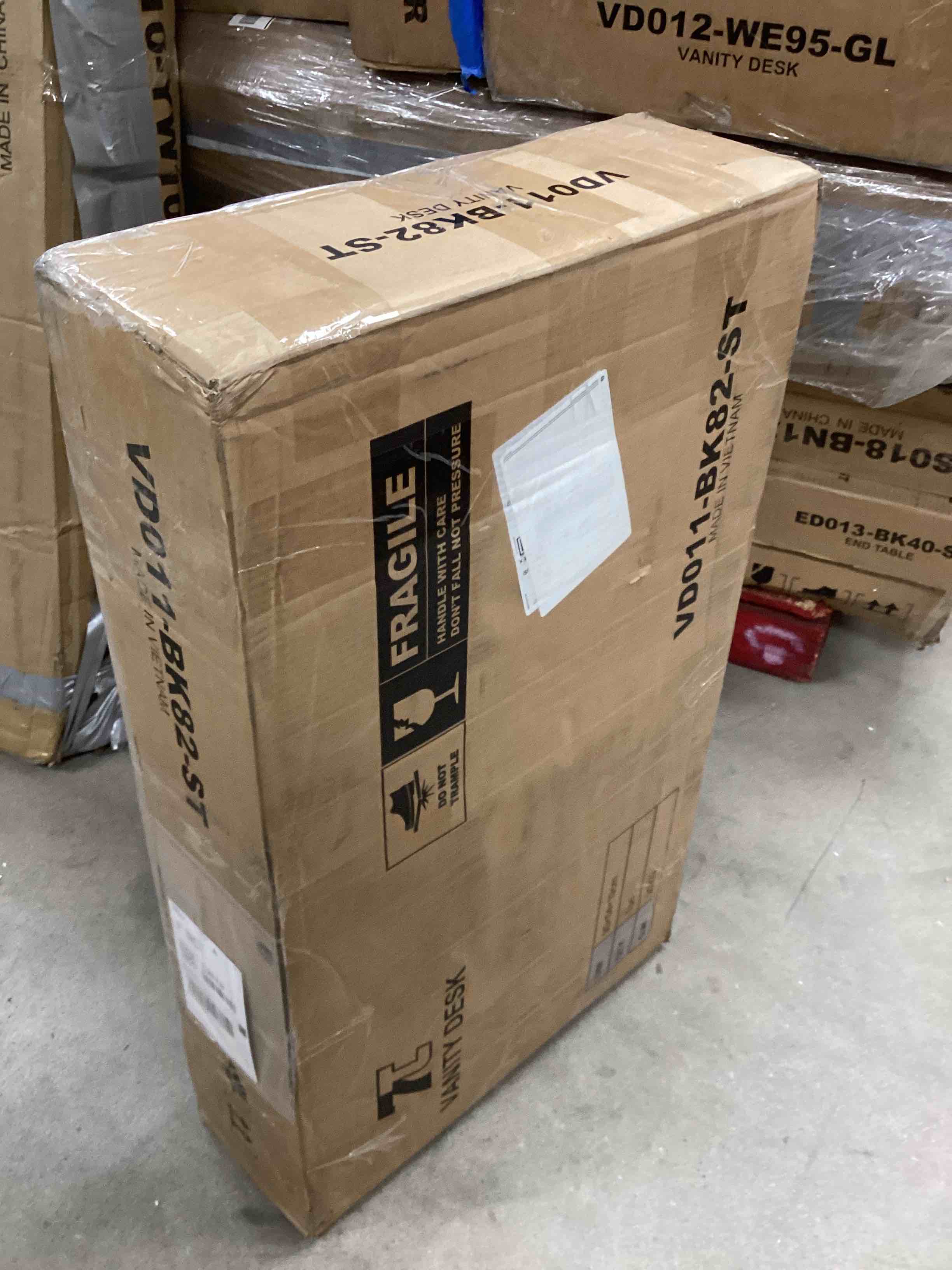 https://s3.amazonaws.com/lotting-images-prod/bidfta/PNK1829290_1744308690032.jpeg
