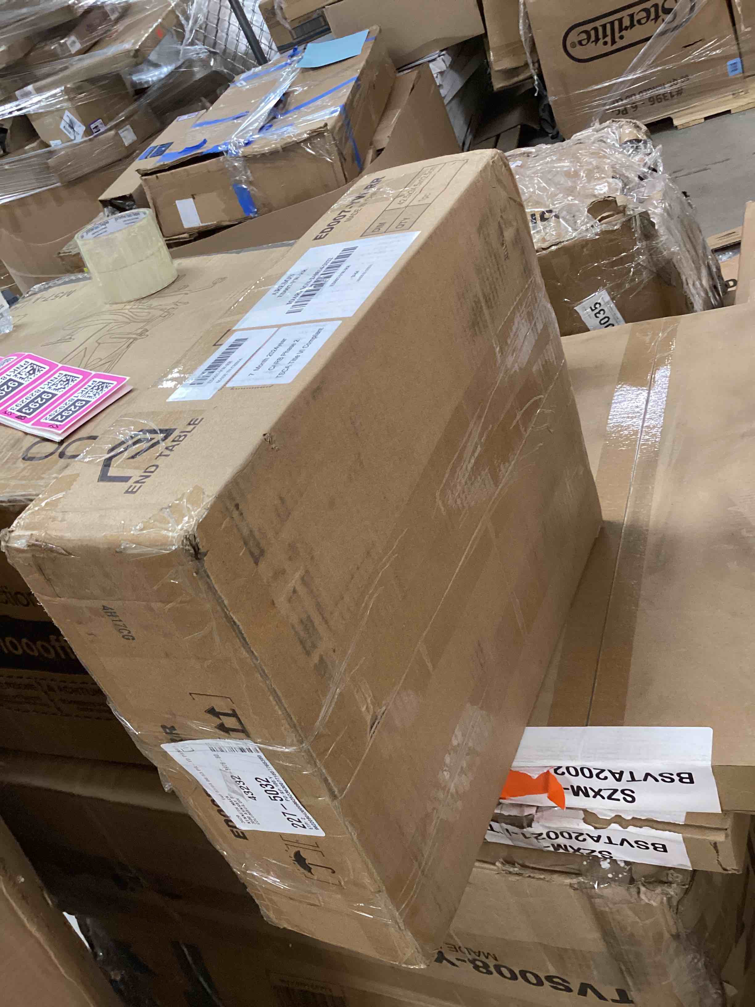 https://s3.amazonaws.com/lotting-images-prod/bidfta/PNK1829297_1744300874877.jpeg