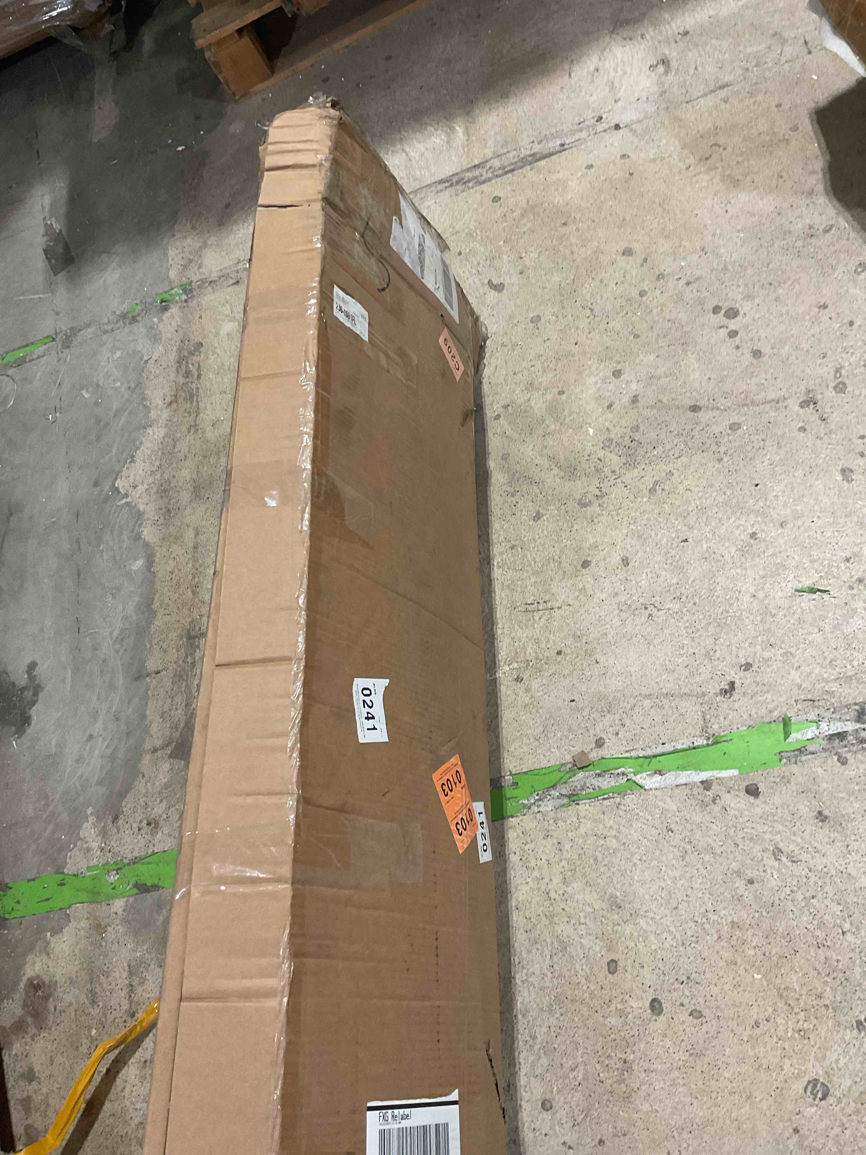 https://s3.amazonaws.com/lotting-images-prod/bidfta/PNK1830312_1750686948250.jpeg