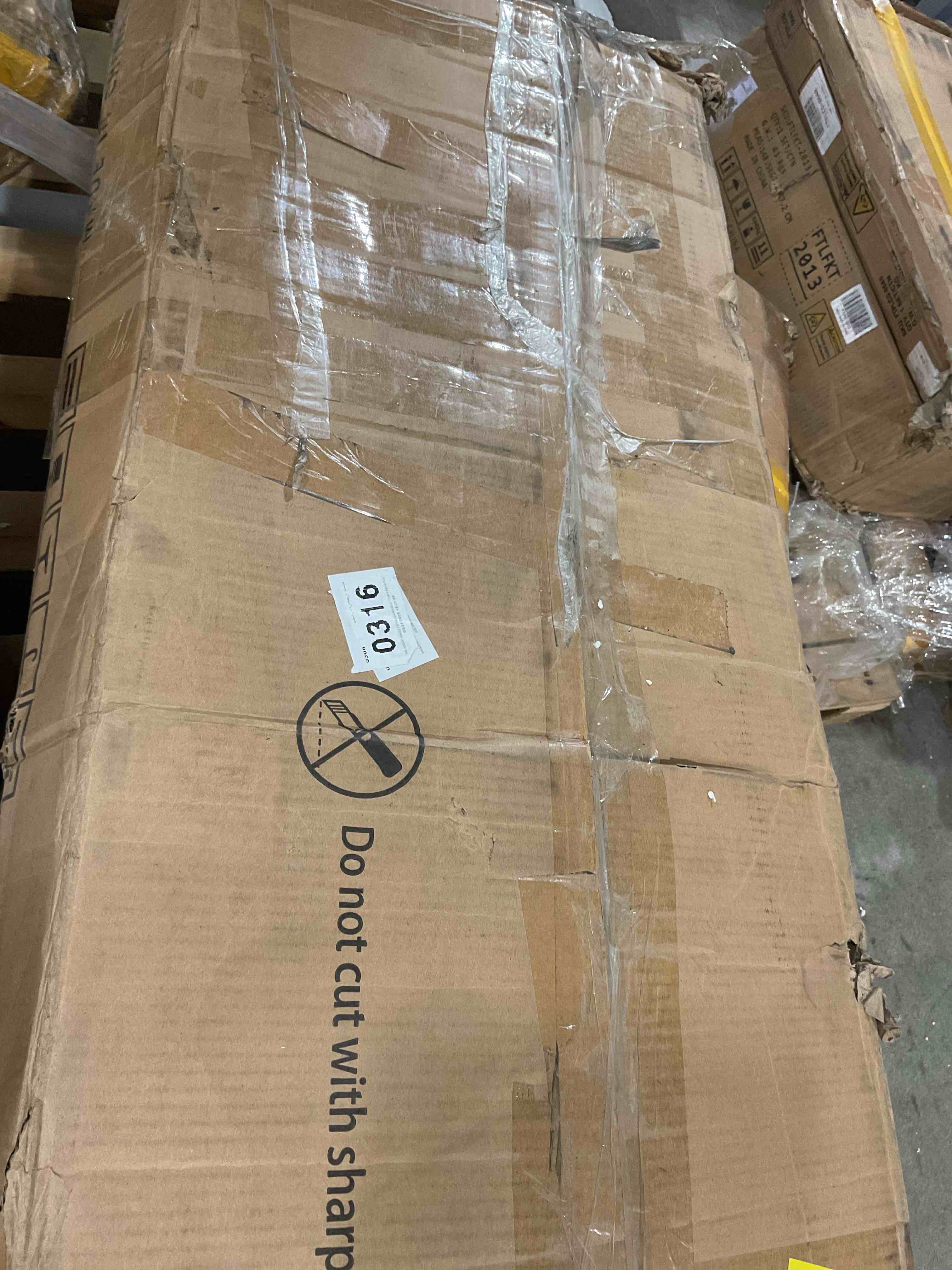 https://s3.amazonaws.com/lotting-images-prod/bidfta/PNK1830322_1750690405284.jpeg