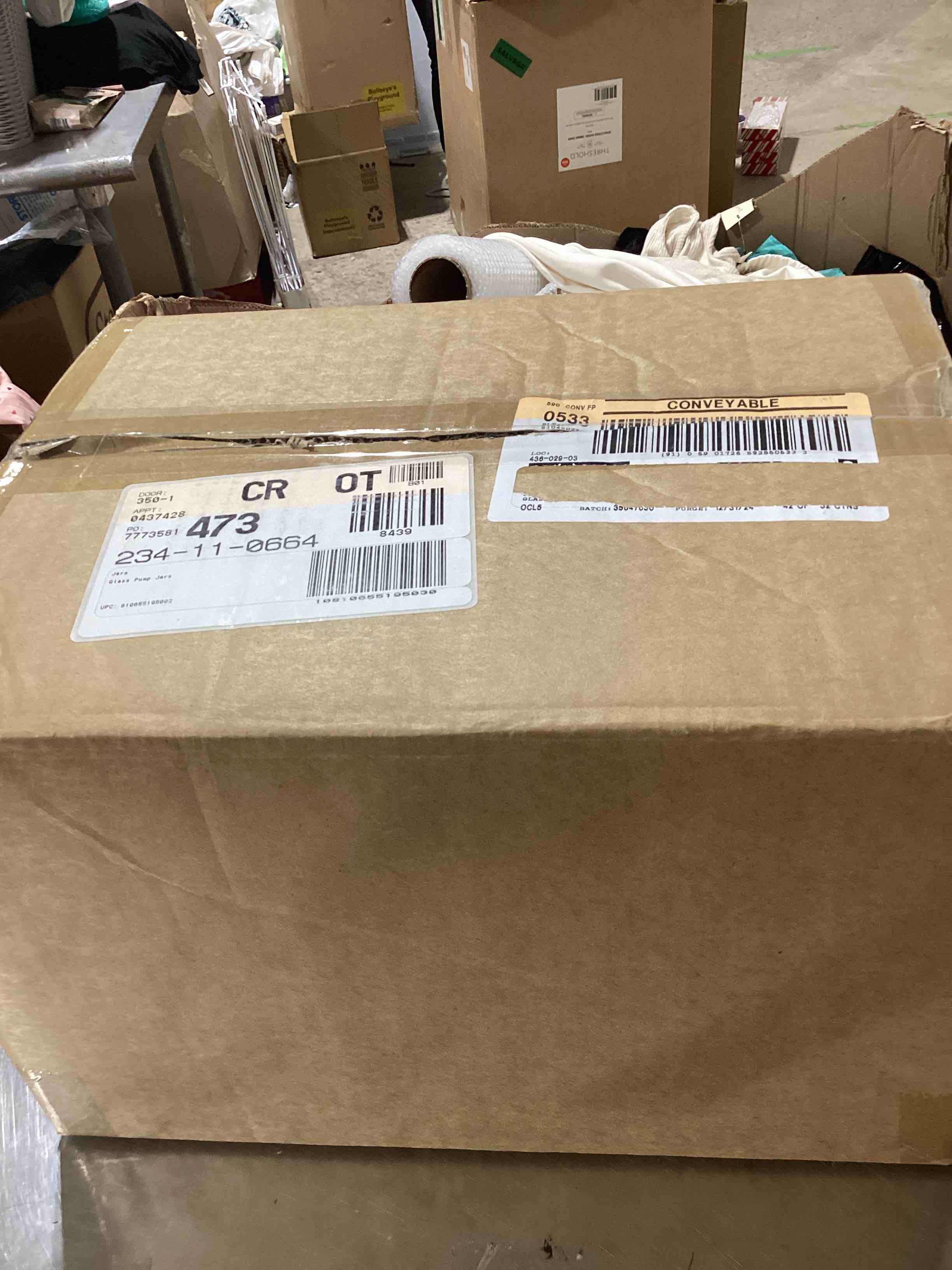 https://s3.amazonaws.com/lotting-images-prod/bidfta/PNK1830425_1750861513856.jpeg