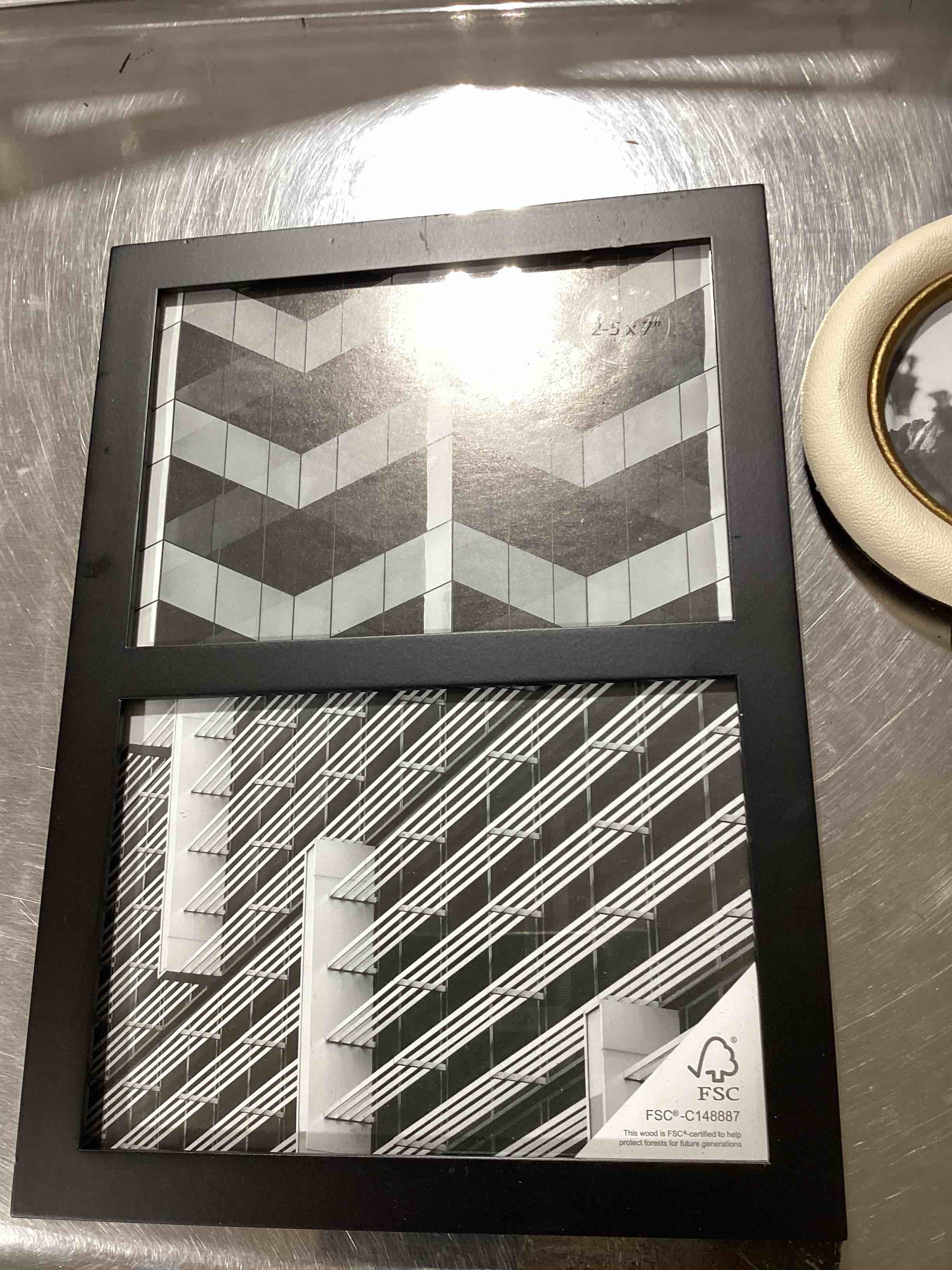 Assorted Picture Frames 