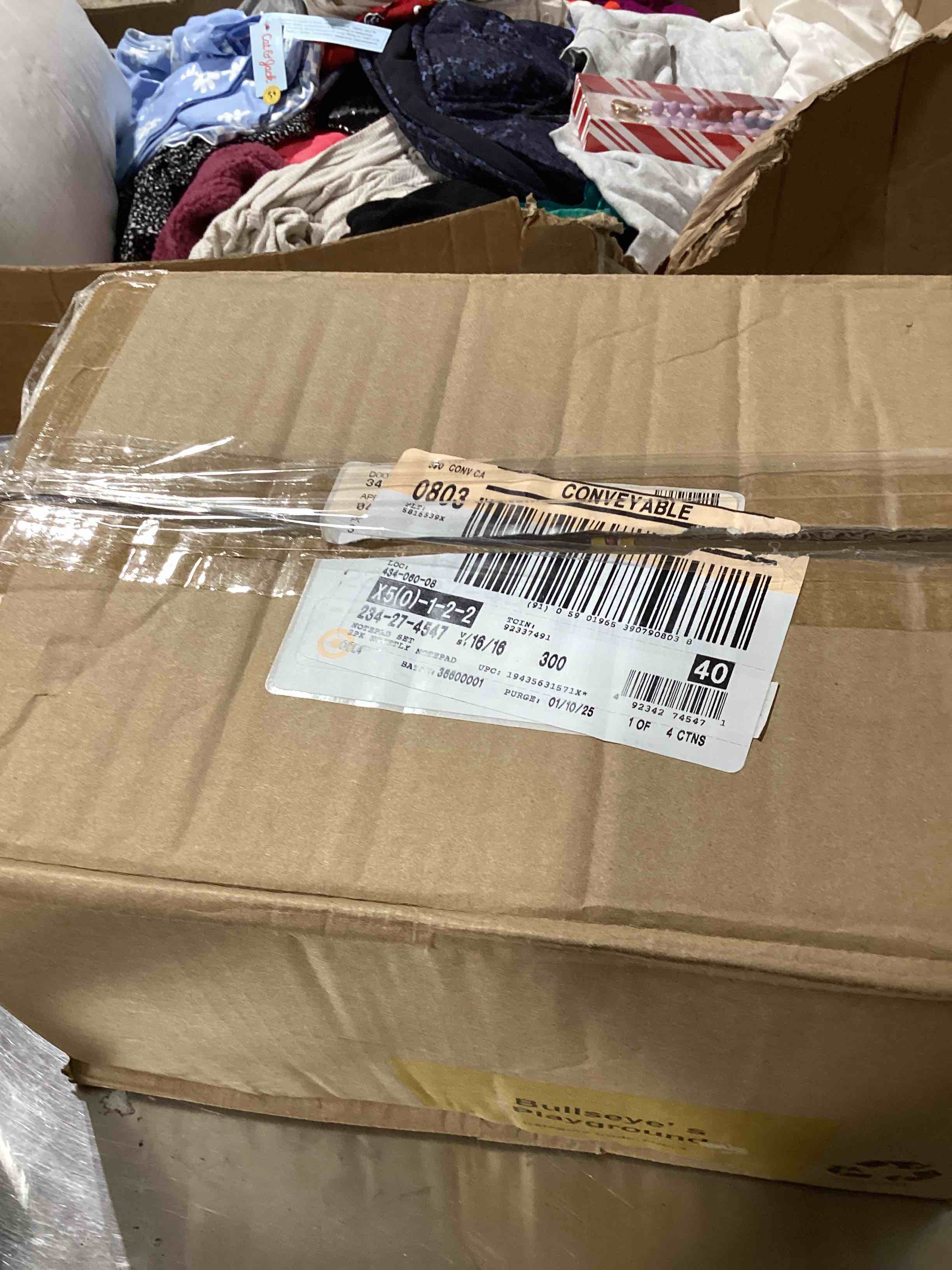 https://s3.amazonaws.com/lotting-images-prod/bidfta/PNK1830500_1750776473202.jpeg