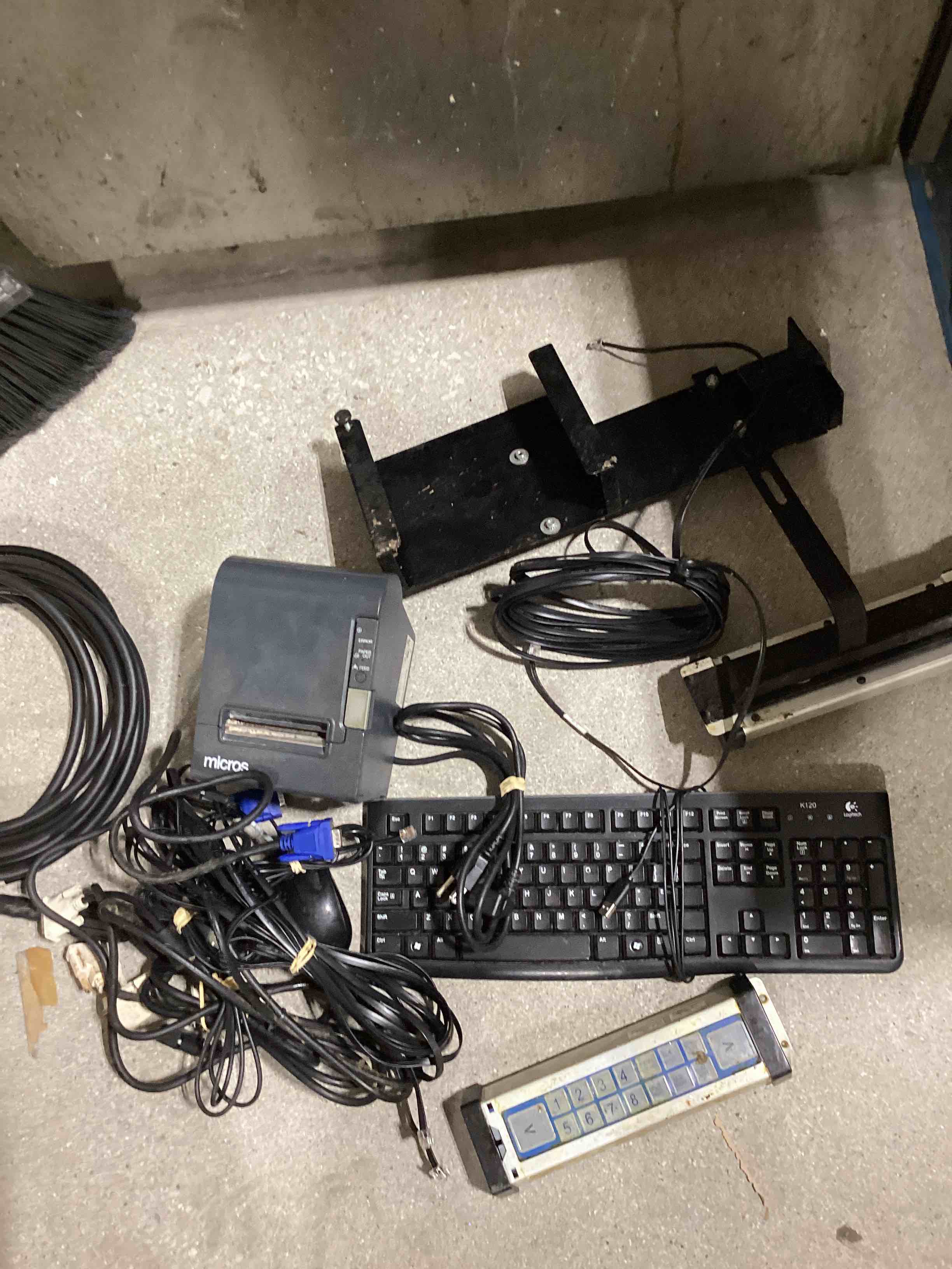 Assorted computer item and cords 
