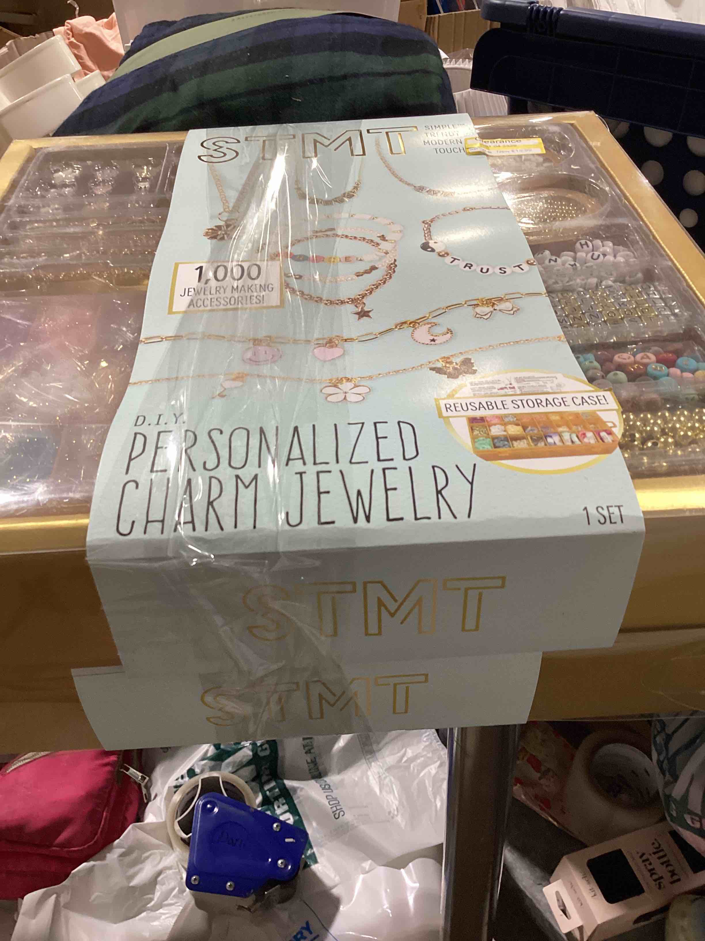 https://s3.amazonaws.com/lotting-images-prod/bidfta/PNK1830886_1751387208060.jpeg