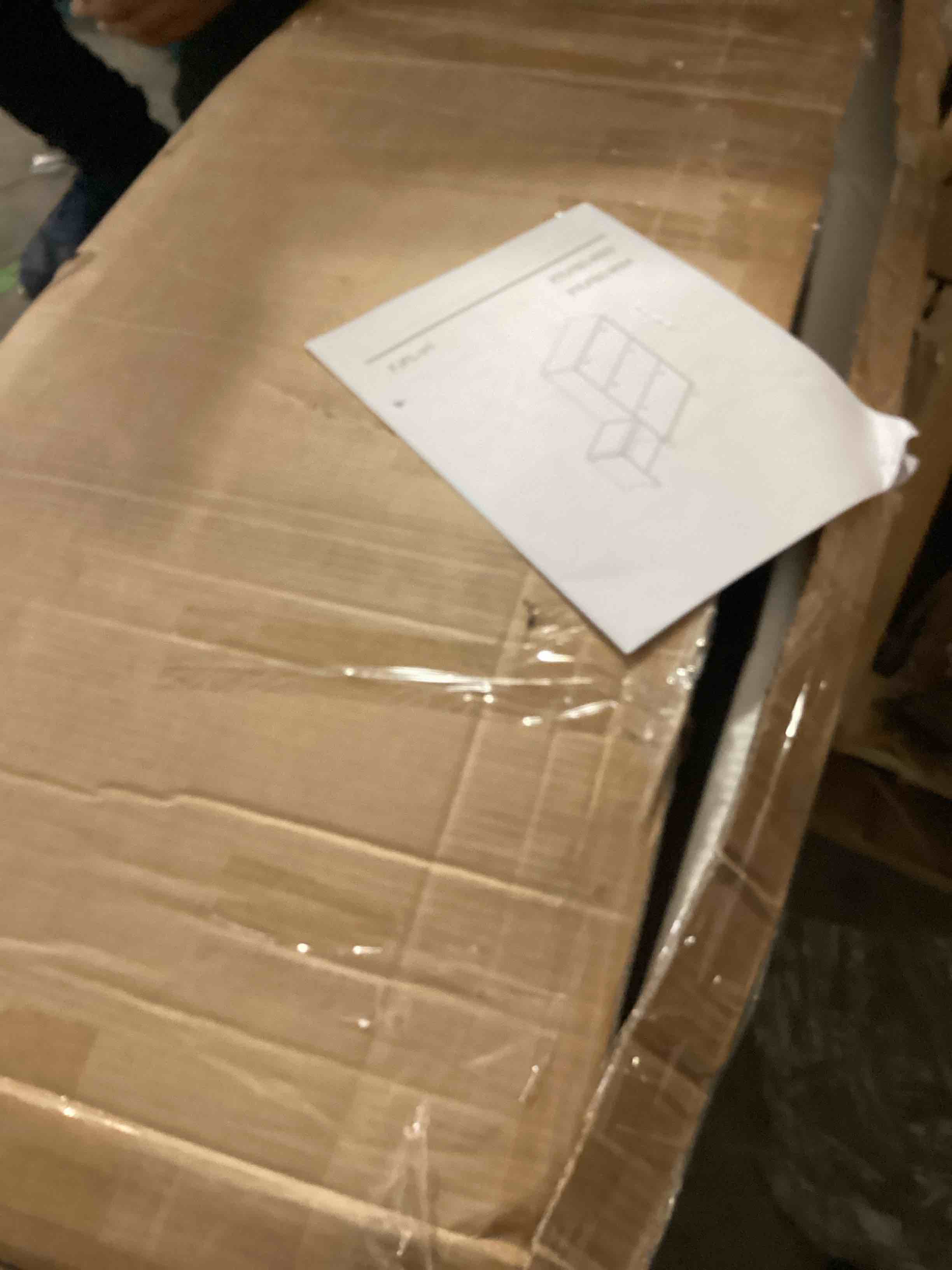 https://s3.amazonaws.com/lotting-images-prod/bidfta/PNK1831148_1750368350828.jpeg