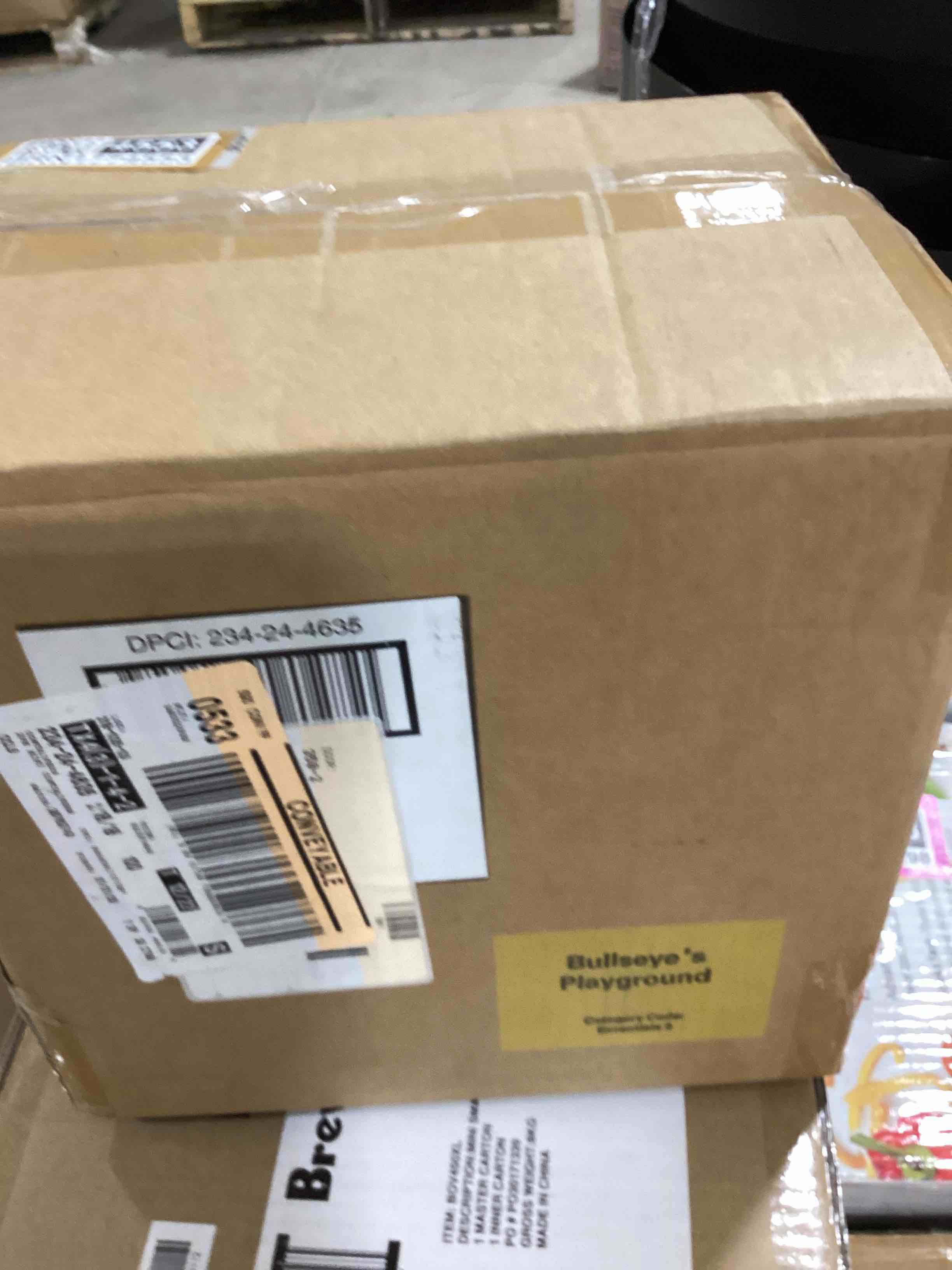 https://s3.amazonaws.com/lotting-images-prod/bidfta/PNK1831192_1752094042878.jpeg