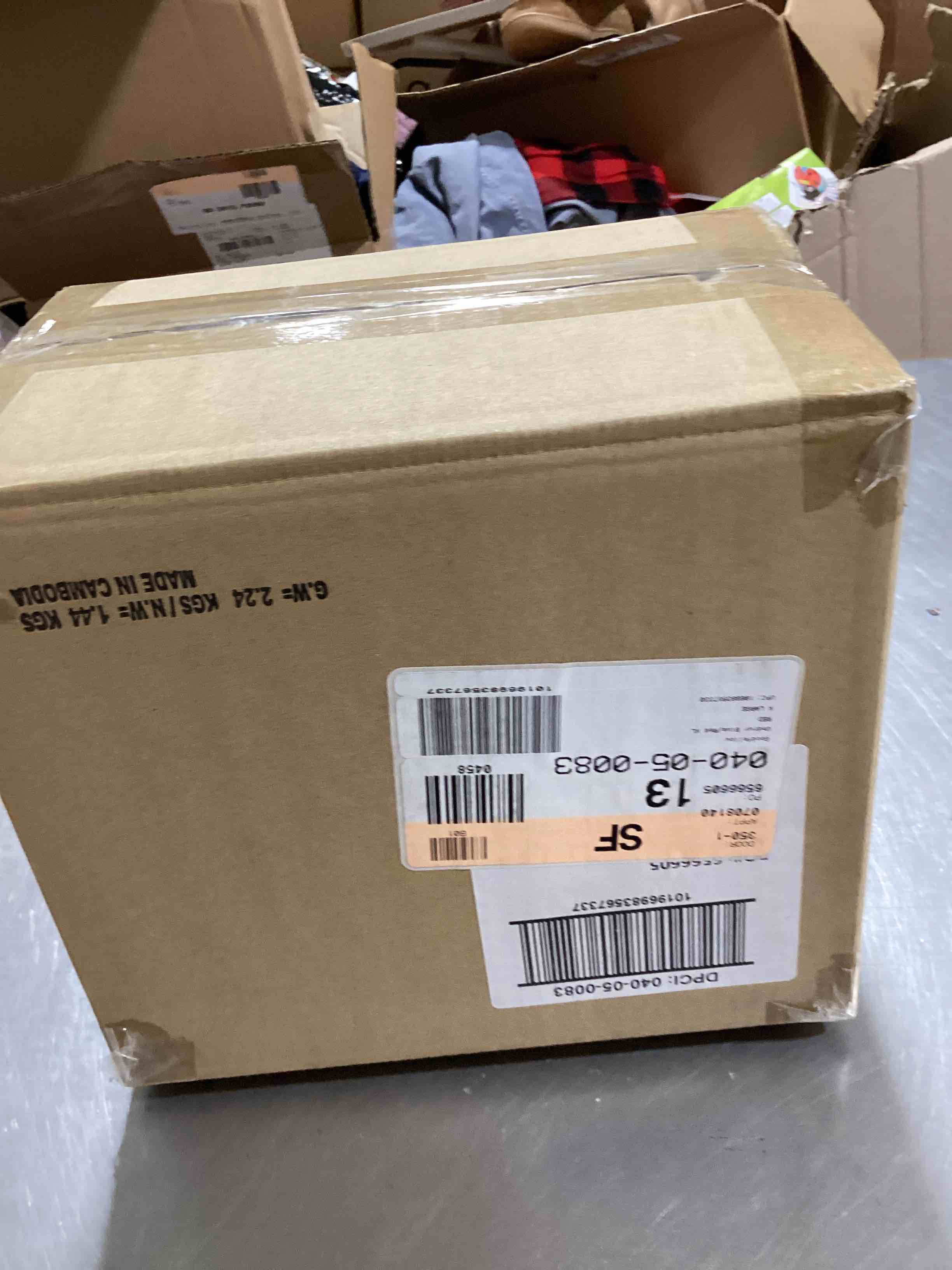 https://s3.amazonaws.com/lotting-images-prod/bidfta/PNK1831271_1752158393567.jpeg